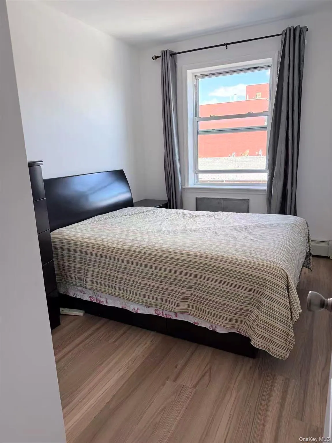 104-48 37th Drive, New York, NY, 2 Bedrooms Bedrooms, 4 Rooms Rooms,2 BathroomsBathrooms,Residential,For Rent,37th,0,1047018 104-48 37th Drive, New York, NY, 2 Bedrooms Bedrooms, 4 Rooms Rooms,2 BathroomsBathrooms,Residential,For Rent,37th,0,1047018