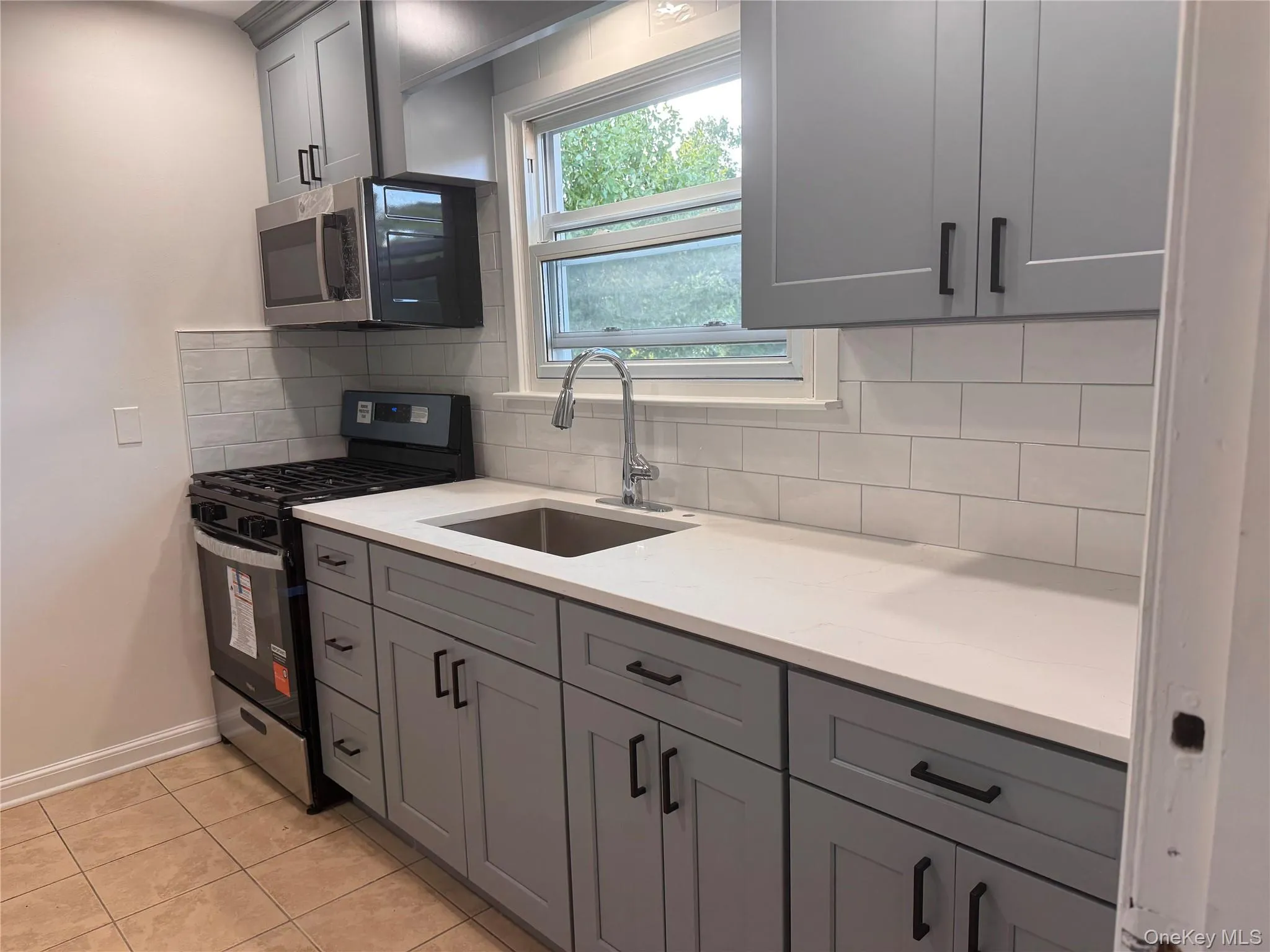 36 Congers Road, Clarkstown, NY, 2 Bedroom Bedrooms, 4 Room Rooms,1 BathroomBathrooms,Residential Lease,For Rent,Congers,0,1047025 36 Congers Road, Clarkstown, NY, 2 Bedroom Bedrooms, 4 Room Rooms,1 BathroomBathrooms,Residential Lease,For Rent,Congers,0,1047025