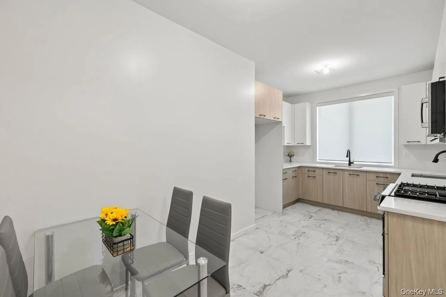 472 Central Avenue, Ramapo, NY, 3 Bedrooms Bedrooms, 5 Rooms Rooms,2 BathroomsBathrooms,Residential,For Rent,Central,0,1047026 472 Central Avenue, Ramapo, NY, 3 Bedrooms Bedrooms, 5 Rooms Rooms,2 BathroomsBathrooms,Residential,For Rent,Central,0,1047026