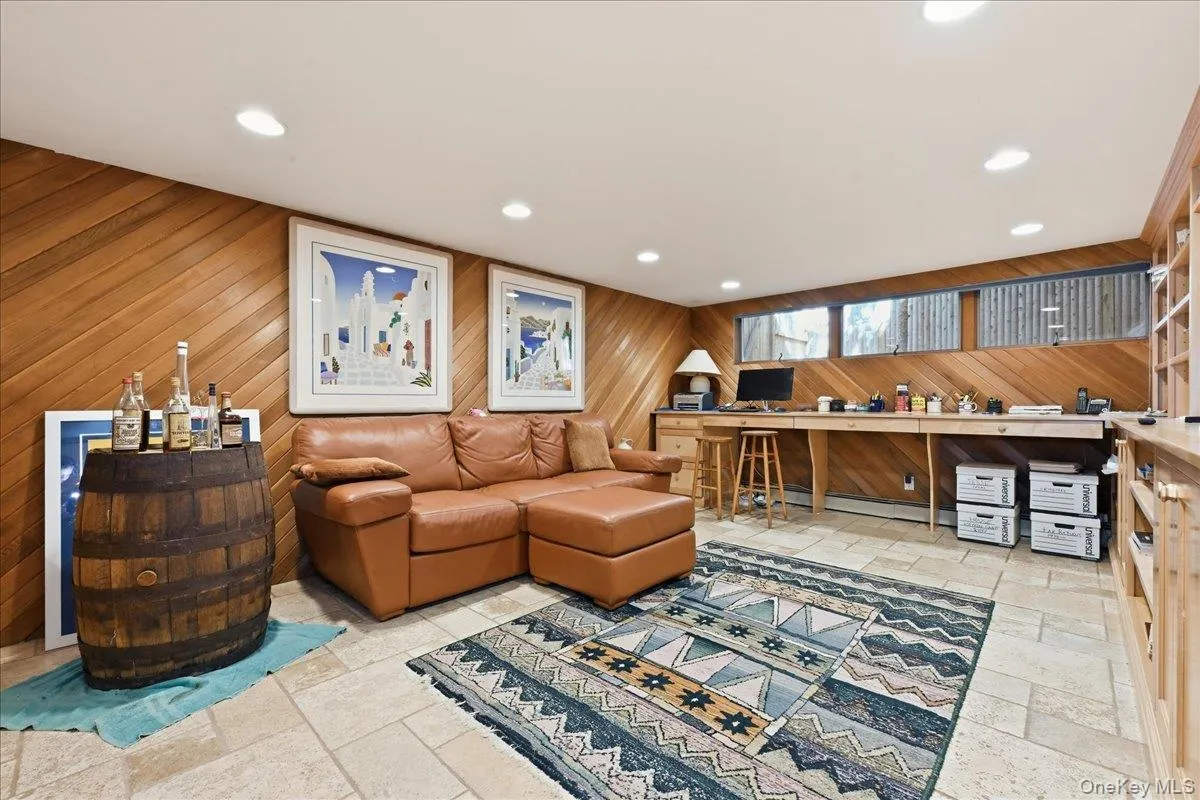 2484 Kayron Lane, Hempstead, NY, 4 Bedrooms Bedrooms, 8 Rooms Rooms,2 BathroomsBathrooms,Residential,For Rent,Kayron,0,1047028 2484 Kayron Lane, Hempstead, NY, 4 Bedrooms Bedrooms, 8 Rooms Rooms,2 BathroomsBathrooms,Residential,For Rent,Kayron,0,1047028