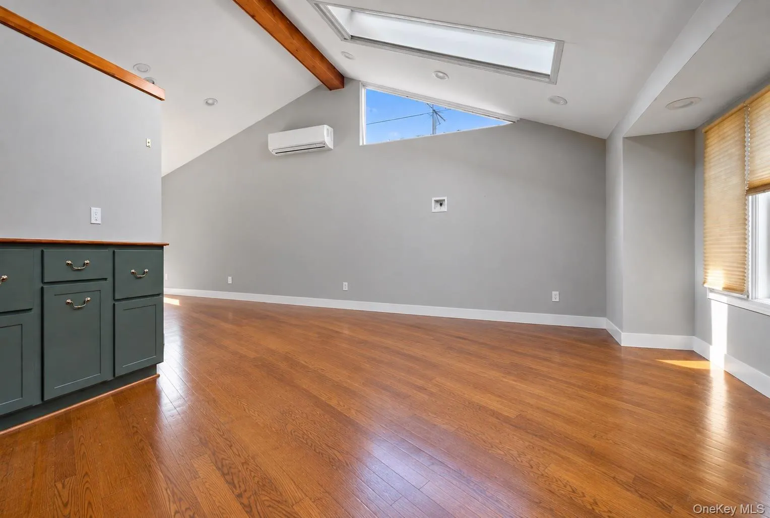 79 Plymouth Road, Oyster Bay, NY, 3 Bedrooms Bedrooms, 7 Rooms Rooms,2 BathroomsBathrooms,Residential Lease,For Rent,Plymouth,0,1047034 79 Plymouth Road, Oyster Bay, NY, 3 Bedrooms Bedrooms, 7 Rooms Rooms,2 BathroomsBathrooms,Residential Lease,For Rent,Plymouth,0,1047034