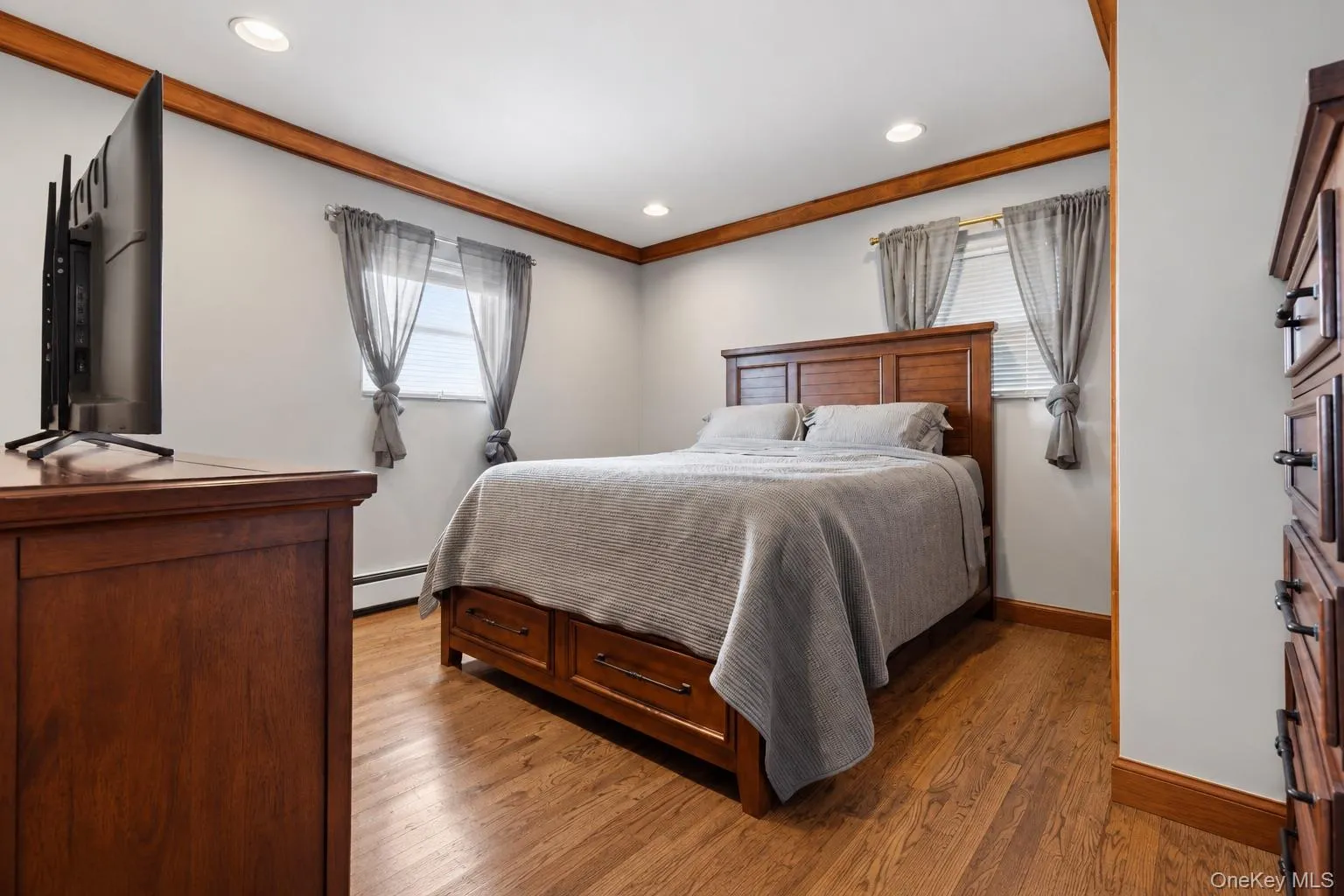 79 Plymouth Road, Oyster Bay, NY, 3 Bedrooms Bedrooms, 7 Rooms Rooms,2 BathroomsBathrooms,Residential Lease,For Rent,Plymouth,0,1047034 79 Plymouth Road, Oyster Bay, NY, 3 Bedrooms Bedrooms, 7 Rooms Rooms,2 BathroomsBathrooms,Residential Lease,For Rent,Plymouth,0,1047034