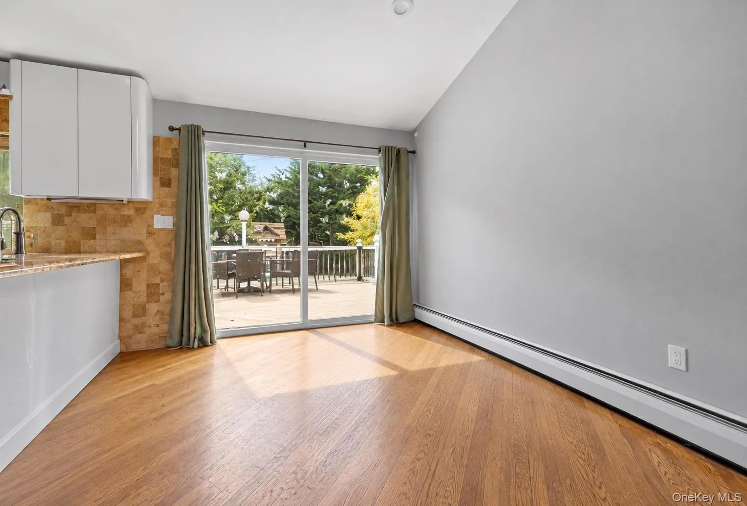 79 Plymouth Road, Oyster Bay, NY, 3 Bedrooms Bedrooms, 7 Rooms Rooms,2 BathroomsBathrooms,Residential Lease,For Rent,Plymouth,0,1047034 79 Plymouth Road, Oyster Bay, NY, 3 Bedrooms Bedrooms, 7 Rooms Rooms,2 BathroomsBathrooms,Residential Lease,For Rent,Plymouth,0,1047034