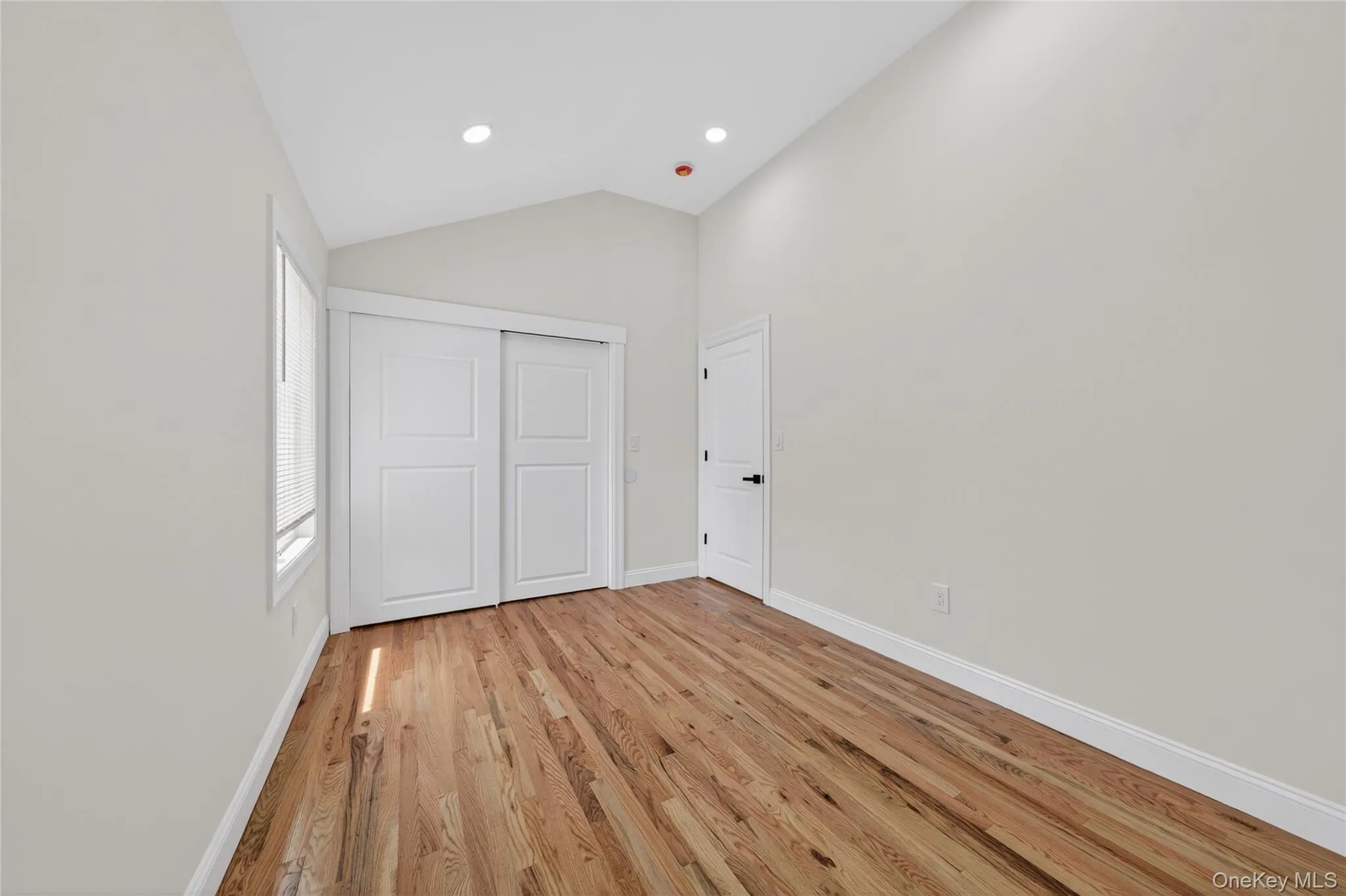 15 Grand Place, Huntington, NY, 5 Bedrooms Bedrooms, 10 Rooms Rooms,3 BathroomsBathrooms,Residential,For Rent,Grand,0,1047035 15 Grand Place, Huntington, NY, 5 Bedrooms Bedrooms, 10 Rooms Rooms,3 BathroomsBathrooms,Residential,For Rent,Grand,0,1047035