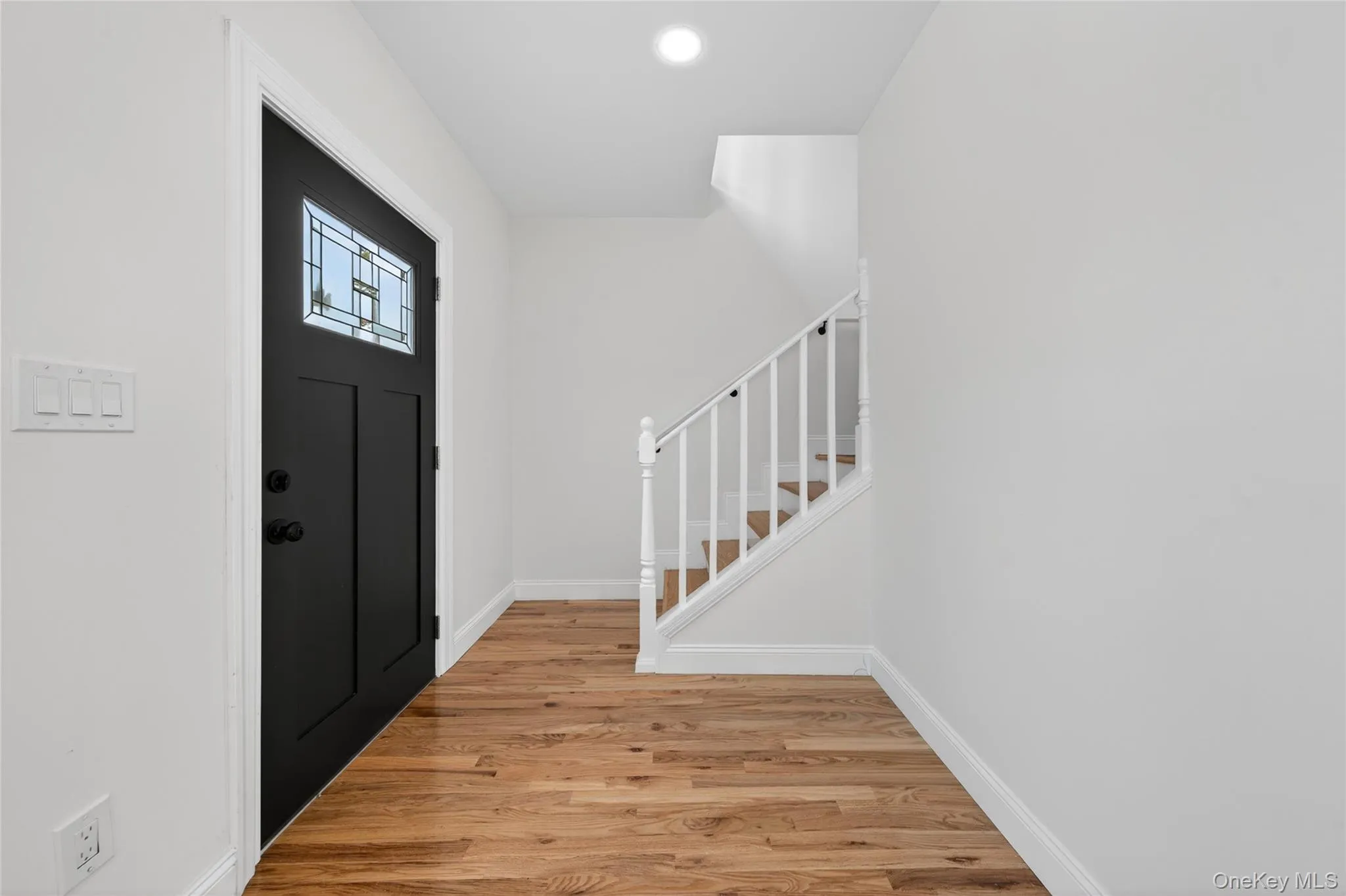15 Grand Place, Huntington, NY, 5 Bedrooms Bedrooms, 10 Rooms Rooms,3 BathroomsBathrooms,Residential,For Rent,Grand,0,1047035 15 Grand Place, Huntington, NY, 5 Bedrooms Bedrooms, 10 Rooms Rooms,3 BathroomsBathrooms,Residential,For Rent,Grand,0,1047035