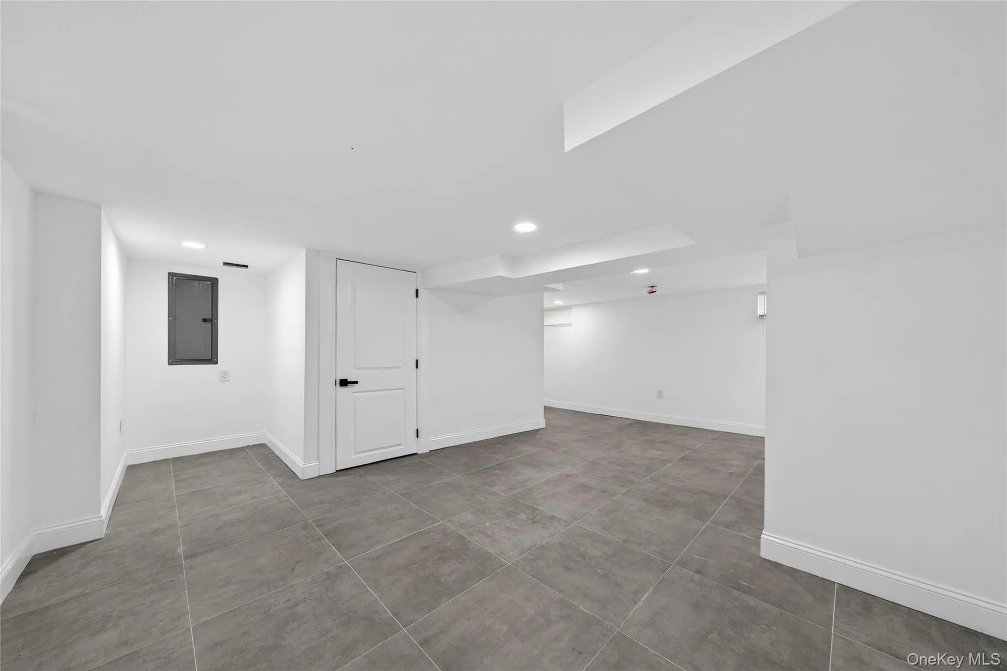 15 Grand Place, Huntington, NY, 5 Bedrooms Bedrooms, 10 Rooms Rooms,3 BathroomsBathrooms,Residential,For Rent,Grand,0,1047035 15 Grand Place, Huntington, NY, 5 Bedrooms Bedrooms, 10 Rooms Rooms,3 BathroomsBathrooms,Residential,For Rent,Grand,0,1047035