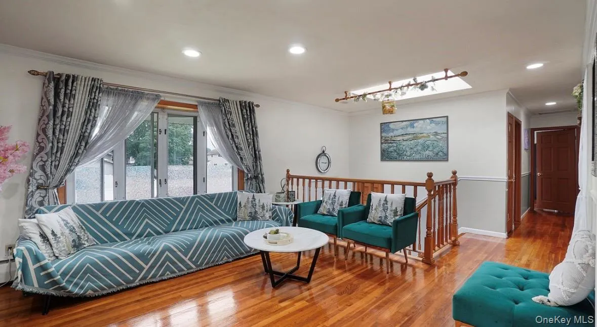 12 Bennington Place, Babylon, NY, 6 Bedrooms Bedrooms, 9 Rooms Rooms,2 BathroomsBathrooms,Residential,For Rent,Bennington,0,1047037 12 Bennington Place, Babylon, NY, 6 Bedrooms Bedrooms, 9 Rooms Rooms,2 BathroomsBathrooms,Residential,For Rent,Bennington,0,1047037