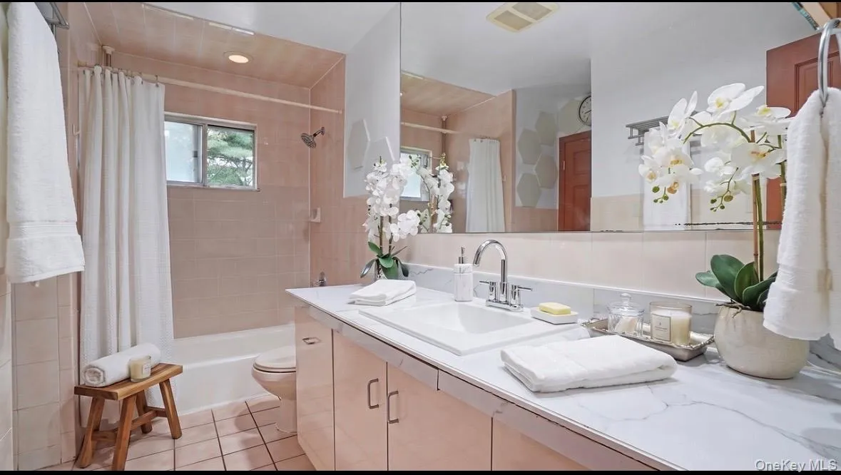 12 Bennington Place, Babylon, NY, 6 Bedrooms Bedrooms, 9 Rooms Rooms,2 BathroomsBathrooms,Residential,For Rent,Bennington,0,1047037 12 Bennington Place, Babylon, NY, 6 Bedrooms Bedrooms, 9 Rooms Rooms,2 BathroomsBathrooms,Residential,For Rent,Bennington,0,1047037