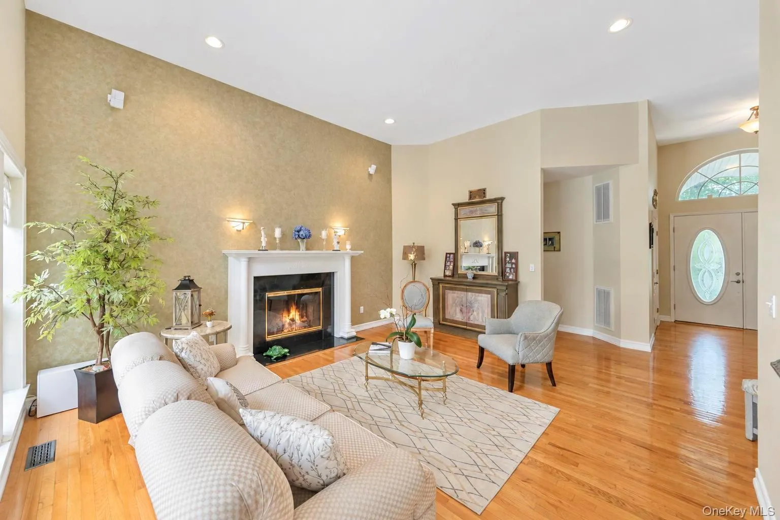 7 Wood Hollow Drive, Southampton, NY, 4 Bedrooms Bedrooms, 9 Rooms Rooms,2 BathroomsBathrooms,Residential,For Rent,Wood Hollow,0,1047038 7 Wood Hollow Drive, Southampton, NY, 4 Bedrooms Bedrooms, 9 Rooms Rooms,2 BathroomsBathrooms,Residential,For Rent,Wood Hollow,0,1047038
