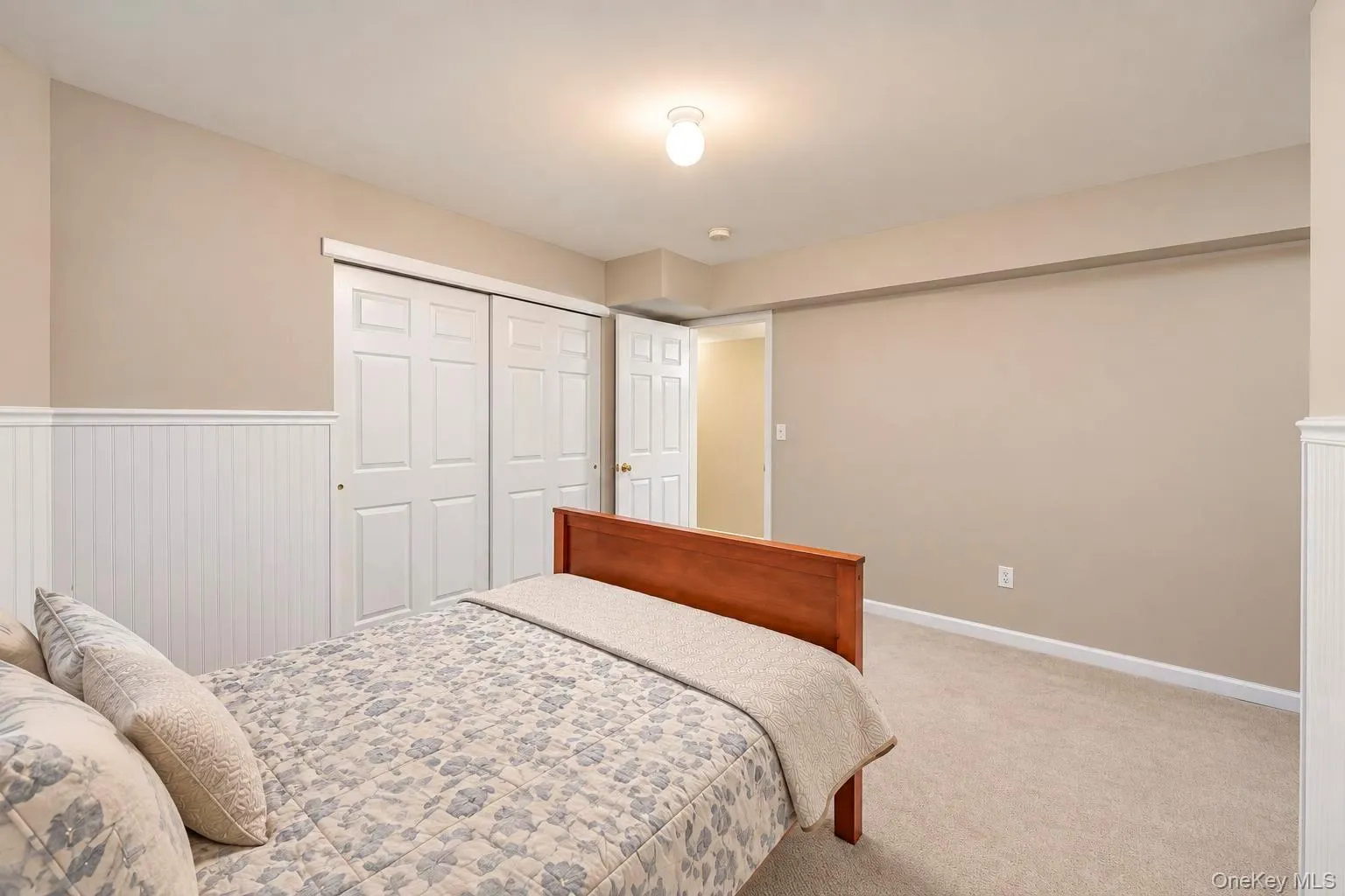 7 Wood Hollow Drive, Southampton, NY, 4 Bedrooms Bedrooms, 9 Rooms Rooms,2 BathroomsBathrooms,Residential,For Rent,Wood Hollow,0,1047038 7 Wood Hollow Drive, Southampton, NY, 4 Bedrooms Bedrooms, 9 Rooms Rooms,2 BathroomsBathrooms,Residential,For Rent,Wood Hollow,0,1047038