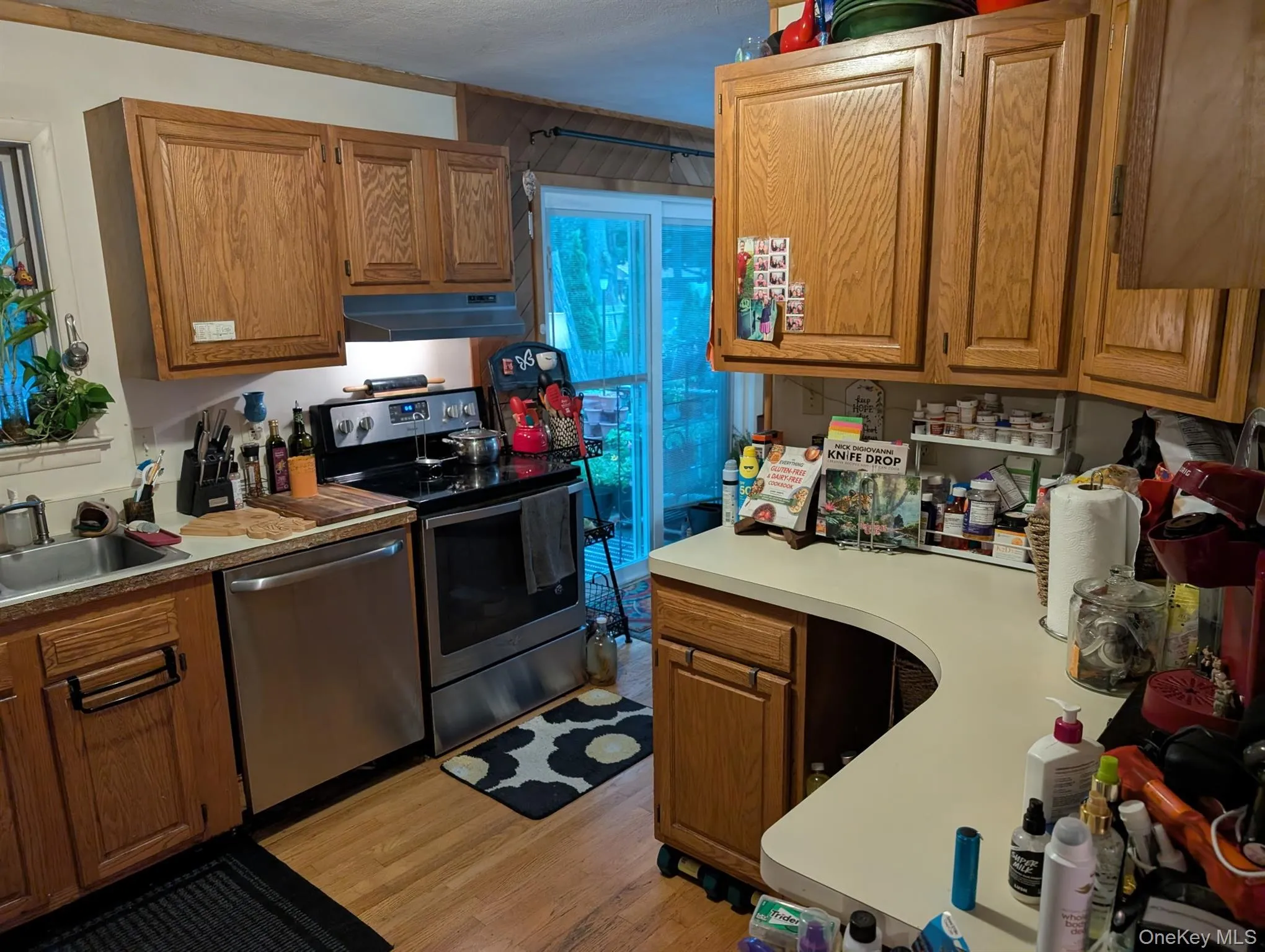 16 Prince Street, Brookhaven, NY, 3 Bedrooms Bedrooms, 6 Rooms Rooms,2 BathroomsBathrooms,Residential,For Rent,Prince,0,1047040 16 Prince Street, Brookhaven, NY, 3 Bedrooms Bedrooms, 6 Rooms Rooms,2 BathroomsBathrooms,Residential,For Rent,Prince,0,1047040
