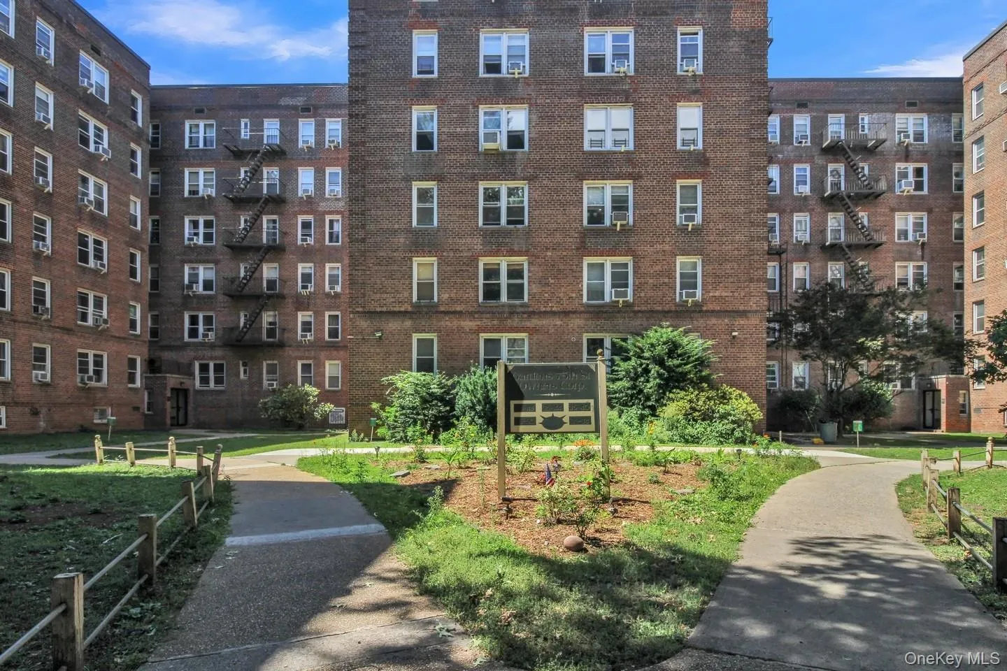 35-40 75th Street, New York, NY, 1 Bedroom Bedrooms, 3 Rooms Rooms,1 BathroomBathrooms,Residential,For Rent,75th,0,1047042 35-40 75th Street, New York, NY, 1 Bedroom Bedrooms, 3 Rooms Rooms,1 BathroomBathrooms,Residential,For Rent,75th,0,1047042