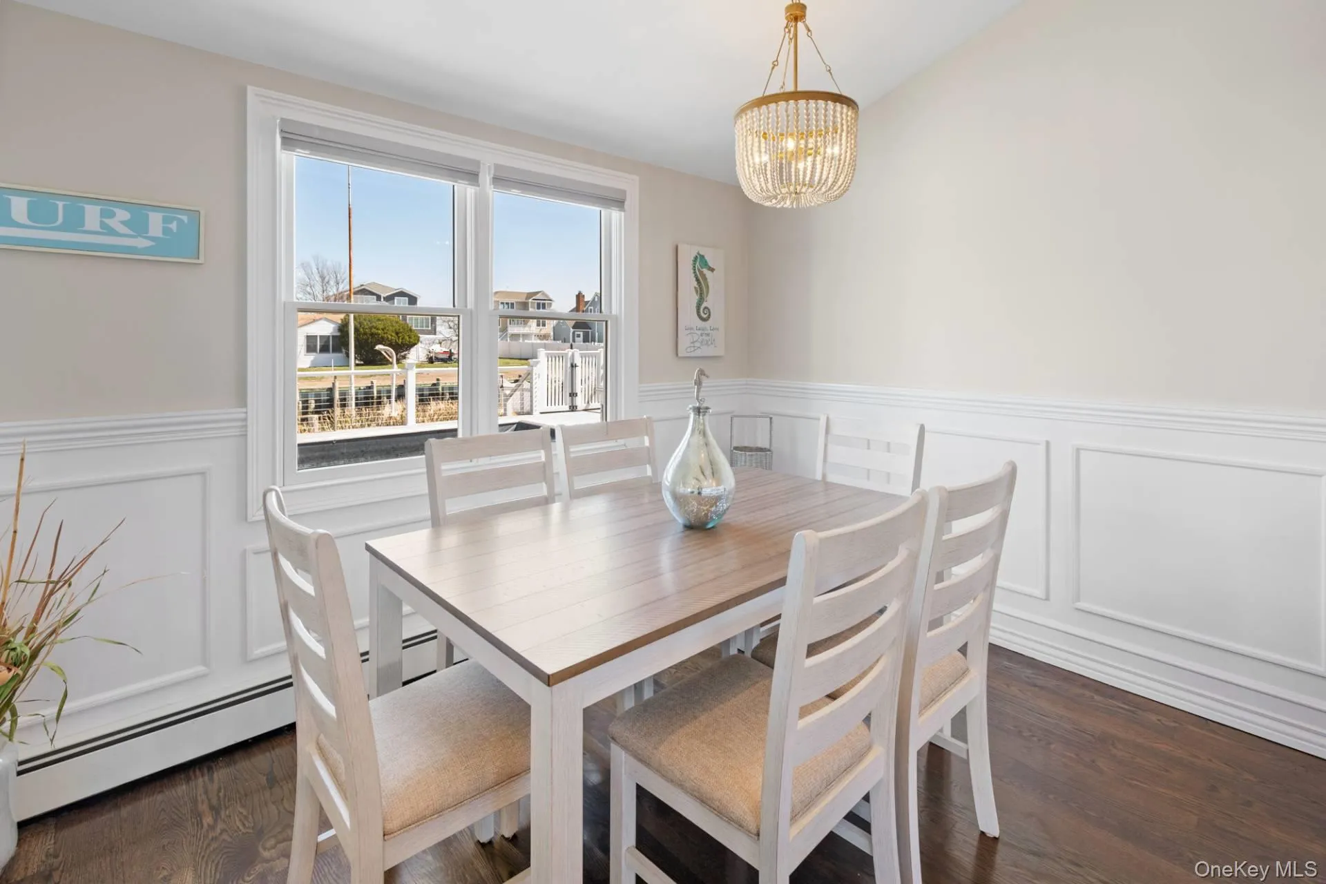 13 Marlin Road, Southampton, NY, 3 Bedrooms Bedrooms, 5 Rooms Rooms,2 BathroomsBathrooms,Residential,For Rent,Marlin,0,1047047 13 Marlin Road, Southampton, NY, 3 Bedrooms Bedrooms, 5 Rooms Rooms,2 BathroomsBathrooms,Residential,For Rent,Marlin,0,1047047
