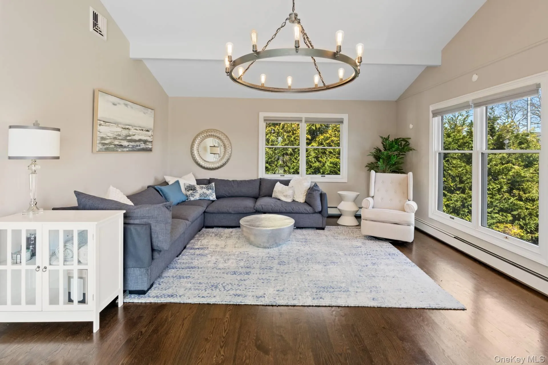 13 Marlin Road, Southampton, NY, 3 Bedrooms Bedrooms, 5 Rooms Rooms,2 BathroomsBathrooms,Residential,For Rent,Marlin,0,1047047 13 Marlin Road, Southampton, NY, 3 Bedrooms Bedrooms, 5 Rooms Rooms,2 BathroomsBathrooms,Residential,For Rent,Marlin,0,1047047