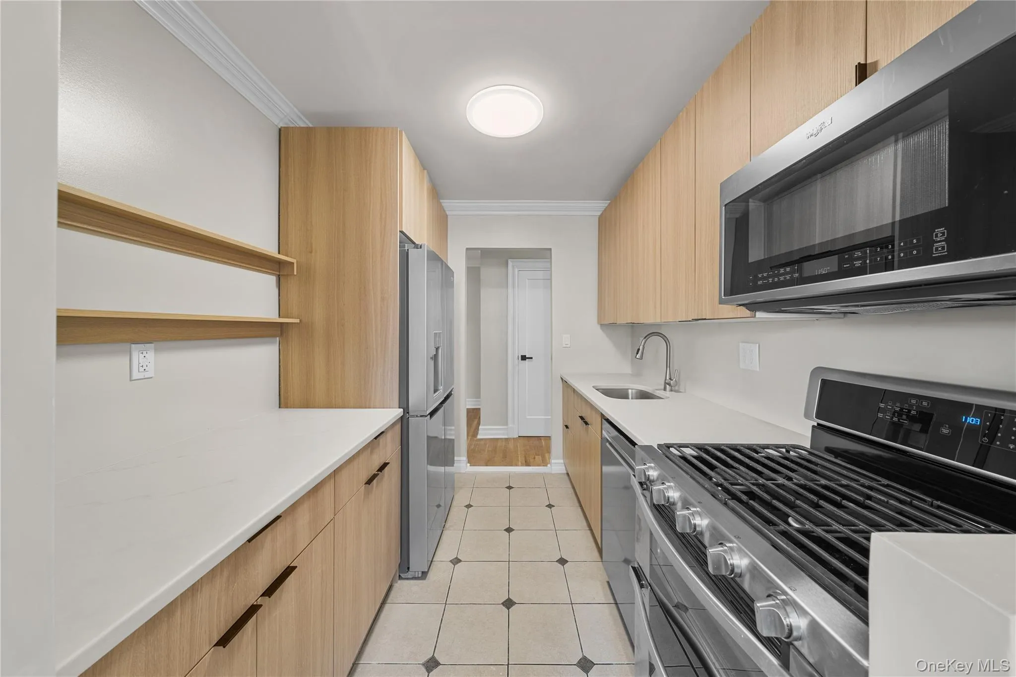 3 sadore Lane, Yonkers, NY, 2 Bedrooms Bedrooms, 5 Rooms Rooms,1 BathroomBathrooms,Residential,For Rent,sadore,0,1047054 3 sadore Lane, Yonkers, NY, 2 Bedrooms Bedrooms, 5 Rooms Rooms,1 BathroomBathrooms,Residential,For Rent,sadore,0,1047054
