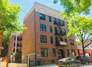 132-30 Sanford Avenue, New York, NY, 2 Bedrooms Bedrooms, 5 Rooms Rooms,1 BathroomBathrooms,Residential,For Rent,Sanford,0,1047064 132-30 Sanford Avenue, New York, NY, 2 Bedrooms Bedrooms, 5 Rooms Rooms,1 BathroomBathrooms,Residential,For Rent,Sanford,0,1047064