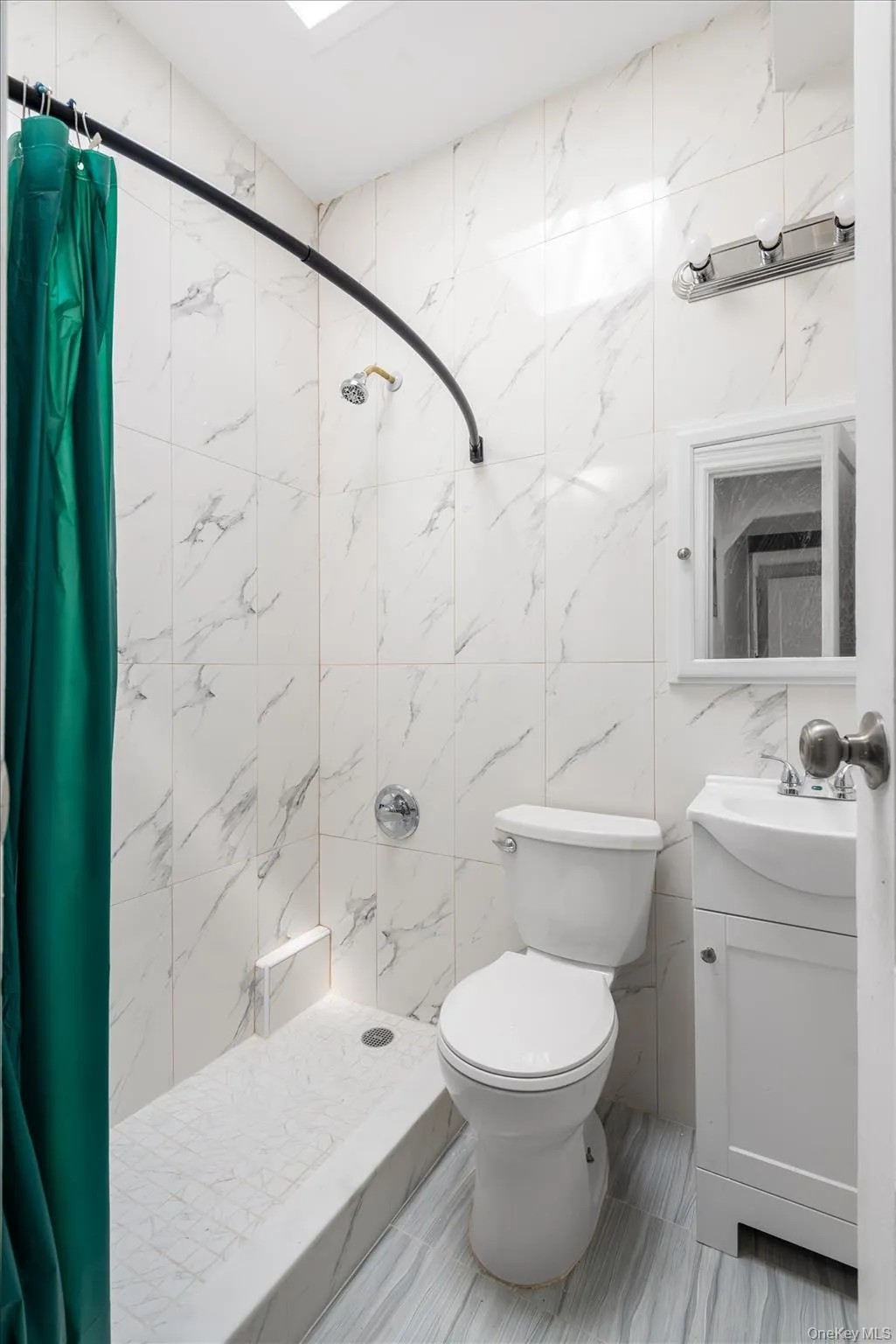 88-49 81st Avenue, New York, NY, 1 Bedroom Bedrooms, 3 Rooms Rooms,1 BathroomBathrooms,Residential Lease,For Rent,81st,0,1047068 88-49 81st Avenue, New York, NY, 1 Bedroom Bedrooms, 3 Rooms Rooms,1 BathroomBathrooms,Residential Lease,For Rent,81st,0,1047068