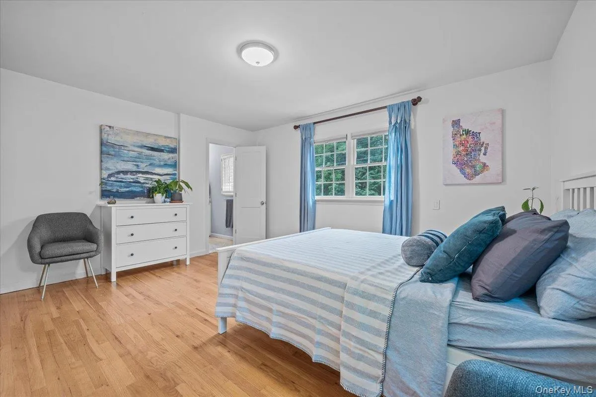 40 Branford Road, Greenburgh, NY, 4 Bedrooms Bedrooms, 9 Rooms Rooms,2 BathroomsBathrooms,Residential,For Rent,Branford,0,1047069 40 Branford Road, Greenburgh, NY, 4 Bedrooms Bedrooms, 9 Rooms Rooms,2 BathroomsBathrooms,Residential,For Rent,Branford,0,1047069