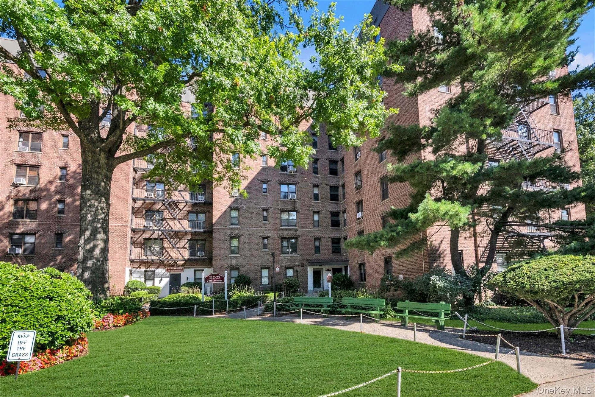 112-25 34 Avenue, New York, NY, 1 Bedroom Bedrooms, 4 Rooms Rooms,1 BathroomBathrooms,Residential,For Rent,34,0,1047071 112-25 34 Avenue, New York, NY, 1 Bedroom Bedrooms, 4 Rooms Rooms,1 BathroomBathrooms,Residential,For Rent,34,0,1047071