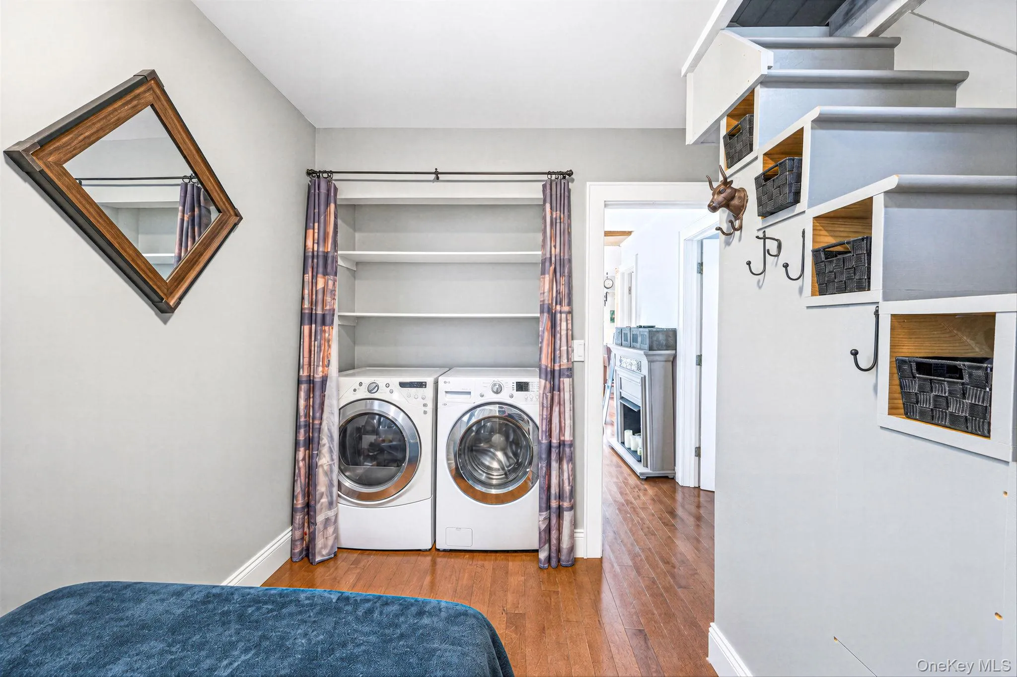 23 Dewey Place, Babylon, NY, 2 Bedrooms Bedrooms, 4 Rooms Rooms,1 BathroomBathrooms,Residential,For Rent,Dewey,0,1047073 23 Dewey Place, Babylon, NY, 2 Bedrooms Bedrooms, 4 Rooms Rooms,1 BathroomBathrooms,Residential,For Rent,Dewey,0,1047073
