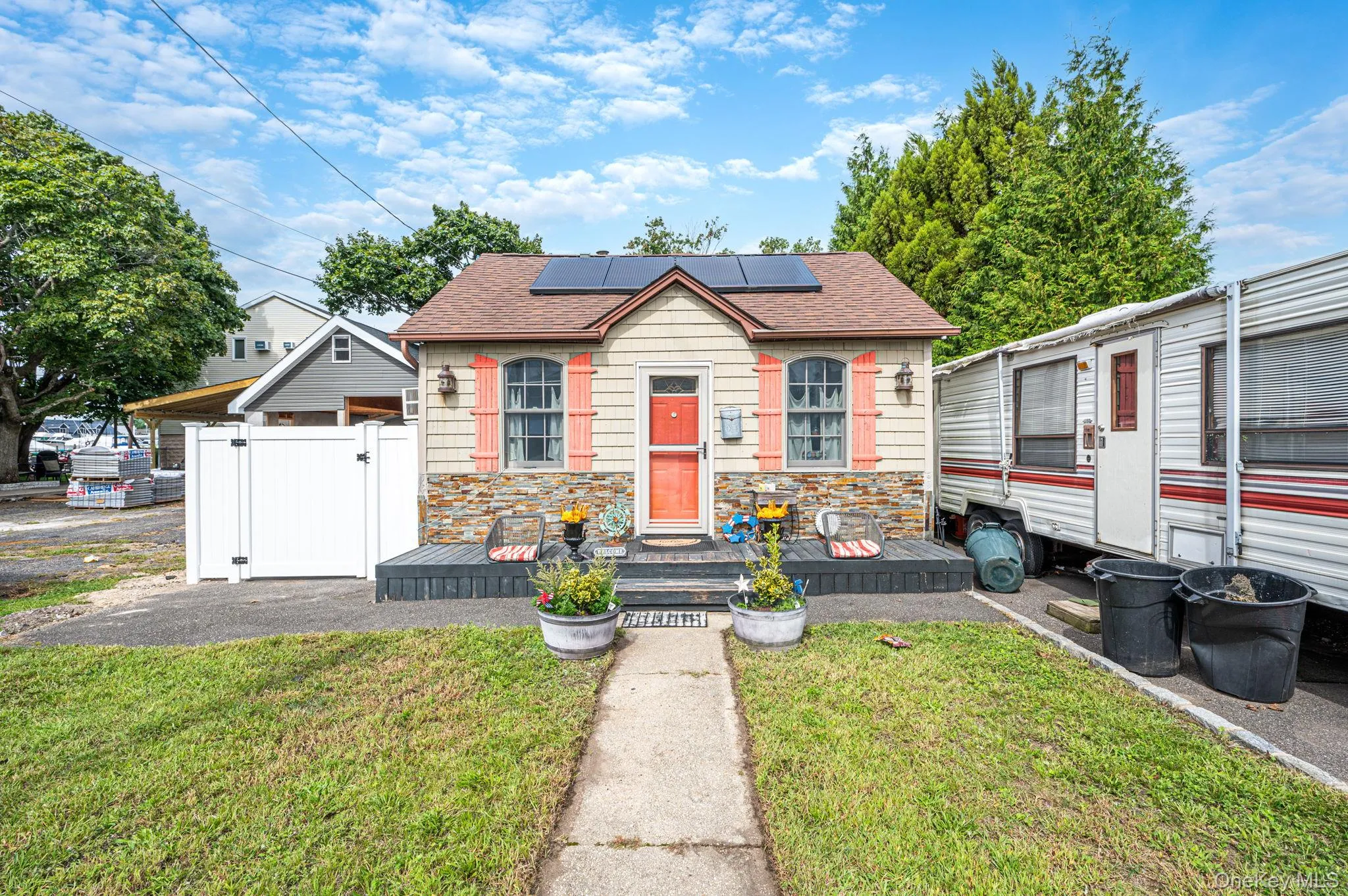 23 Dewey Place, Babylon, NY, 2 Bedrooms Bedrooms, 4 Rooms Rooms,1 BathroomBathrooms,Residential,For Rent,Dewey,0,1047073 23 Dewey Place, Babylon, NY, 2 Bedrooms Bedrooms, 4 Rooms Rooms,1 BathroomBathrooms,Residential,For Rent,Dewey,0,1047073
