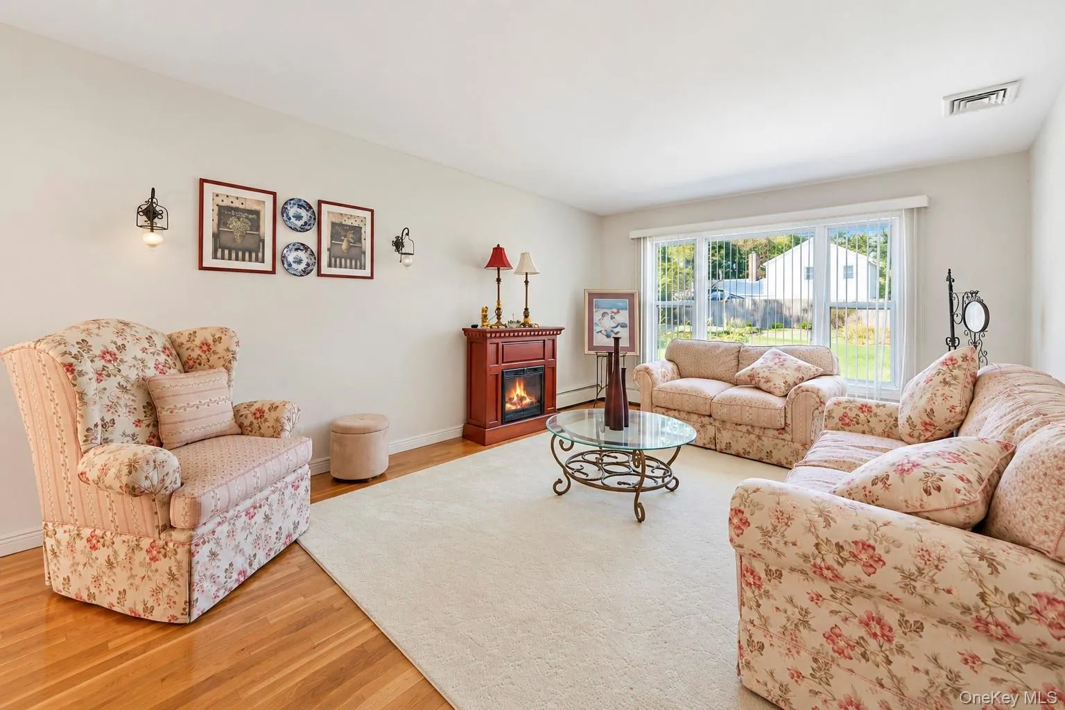 3 Barnsley Crescent, Brookhaven, NY, 4 Bedrooms Bedrooms, 7 Rooms Rooms,2 BathroomsBathrooms,Residential,For Rent,Barnsley,0,1047074 3 Barnsley Crescent, Brookhaven, NY, 4 Bedrooms Bedrooms, 7 Rooms Rooms,2 BathroomsBathrooms,Residential,For Rent,Barnsley,0,1047074