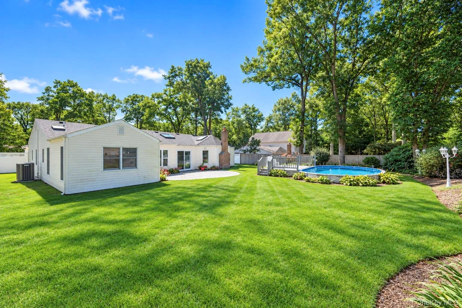 3 Barnsley Crescent, Brookhaven, NY, 4 Bedrooms Bedrooms, 7 Rooms Rooms,2 BathroomsBathrooms,Residential,For Rent,Barnsley,0,1047074 3 Barnsley Crescent, Brookhaven, NY, 4 Bedrooms Bedrooms, 7 Rooms Rooms,2 BathroomsBathrooms,Residential,For Rent,Barnsley,0,1047074