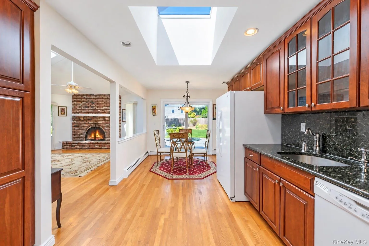 3 Barnsley Crescent, Brookhaven, NY, 4 Bedrooms Bedrooms, 7 Rooms Rooms,2 BathroomsBathrooms,Residential,For Rent,Barnsley,0,1047074 3 Barnsley Crescent, Brookhaven, NY, 4 Bedrooms Bedrooms, 7 Rooms Rooms,2 BathroomsBathrooms,Residential,For Rent,Barnsley,0,1047074