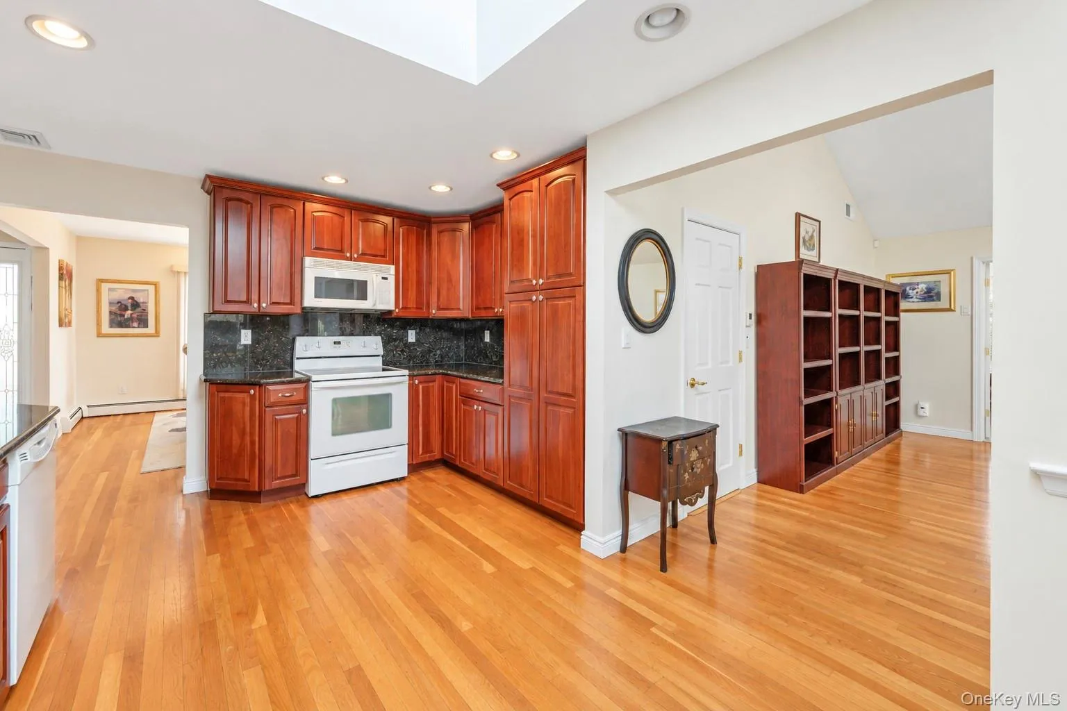 3 Barnsley Crescent, Brookhaven, NY, 4 Bedrooms Bedrooms, 7 Rooms Rooms,2 BathroomsBathrooms,Residential,For Rent,Barnsley,0,1047074 3 Barnsley Crescent, Brookhaven, NY, 4 Bedrooms Bedrooms, 7 Rooms Rooms,2 BathroomsBathrooms,Residential,For Rent,Barnsley,0,1047074