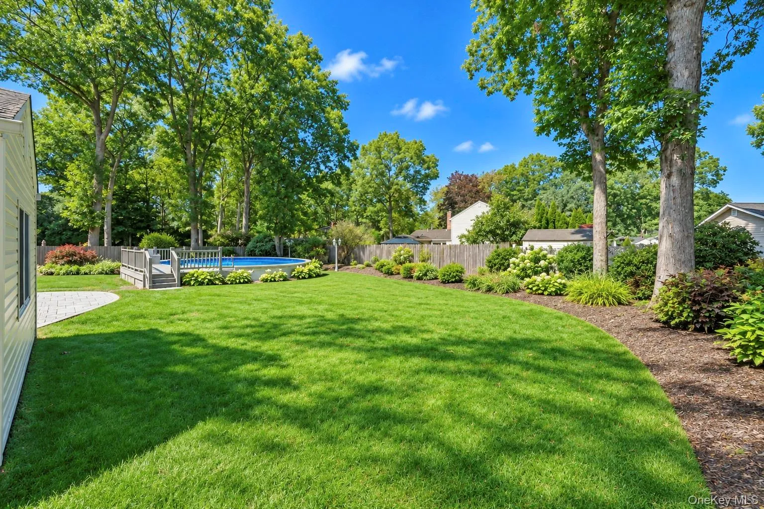 3 Barnsley Crescent, Brookhaven, NY, 4 Bedrooms Bedrooms, 7 Rooms Rooms,2 BathroomsBathrooms,Residential,For Rent,Barnsley,0,1047074 3 Barnsley Crescent, Brookhaven, NY, 4 Bedrooms Bedrooms, 7 Rooms Rooms,2 BathroomsBathrooms,Residential,For Rent,Barnsley,0,1047074