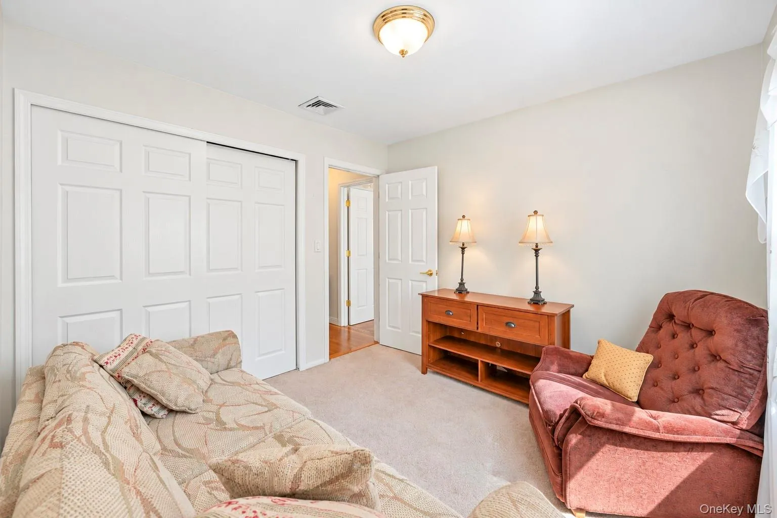 3 Barnsley Crescent, Brookhaven, NY, 4 Bedrooms Bedrooms, 7 Rooms Rooms,2 BathroomsBathrooms,Residential,For Rent,Barnsley,0,1047074 3 Barnsley Crescent, Brookhaven, NY, 4 Bedrooms Bedrooms, 7 Rooms Rooms,2 BathroomsBathrooms,Residential,For Rent,Barnsley,0,1047074
