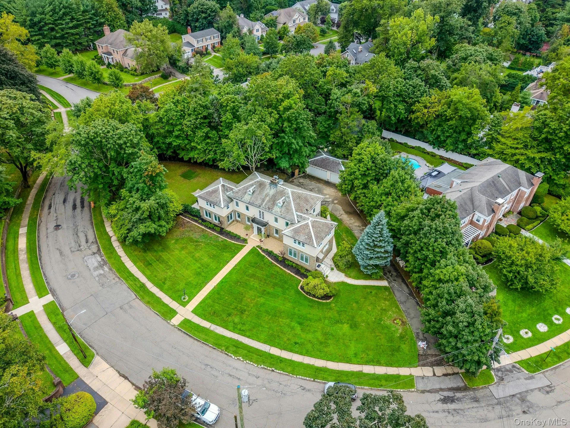 50 Forest Circle, New Rochelle, NY, 6 Bedrooms Bedrooms, 17 Rooms Rooms,4 BathroomsBathrooms,Residential,For Rent,Forest,0,1047078 50 Forest Circle, New Rochelle, NY, 6 Bedrooms Bedrooms, 17 Rooms Rooms,4 BathroomsBathrooms,Residential,For Rent,Forest,0,1047078