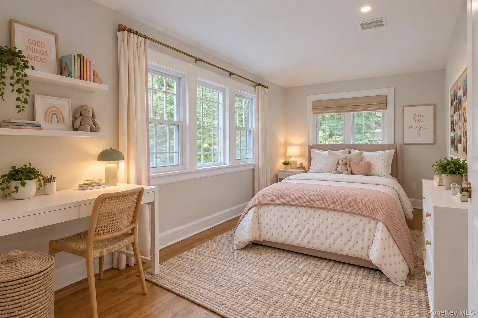 50 Forest Circle, New Rochelle, NY, 6 Bedrooms Bedrooms, 17 Rooms Rooms,4 BathroomsBathrooms,Residential,For Rent,Forest,0,1047078 50 Forest Circle, New Rochelle, NY, 6 Bedrooms Bedrooms, 17 Rooms Rooms,4 BathroomsBathrooms,Residential,For Rent,Forest,0,1047078
