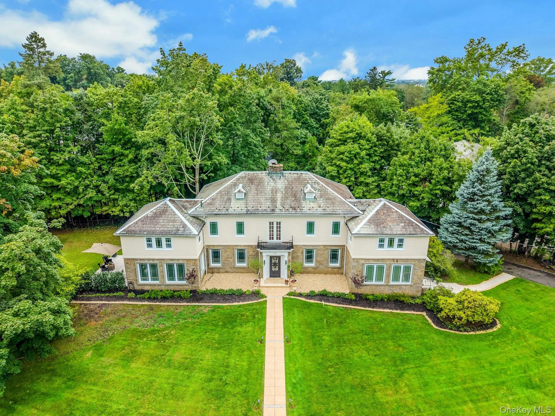 50 Forest Circle, New Rochelle, NY, 6 Bedrooms Bedrooms, 17 Rooms Rooms,4 BathroomsBathrooms,Residential,For Rent,Forest,0,1047078 50 Forest Circle, New Rochelle, NY, 6 Bedrooms Bedrooms, 17 Rooms Rooms,4 BathroomsBathrooms,Residential,For Rent,Forest,0,1047078