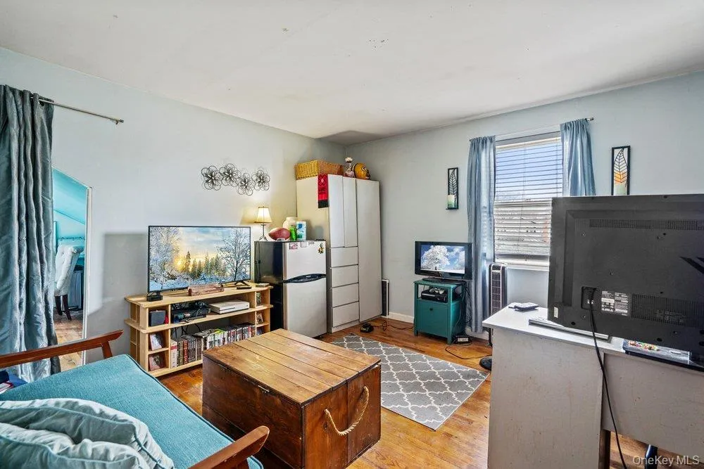 125 3rd Street, Islip, NY, 4 Bedrooms Bedrooms, 7 Rooms Rooms,3 BathroomsBathrooms,Residential,For Rent,3rd,0,1047079 125 3rd Street, Islip, NY, 4 Bedrooms Bedrooms, 7 Rooms Rooms,3 BathroomsBathrooms,Residential,For Rent,3rd,0,1047079