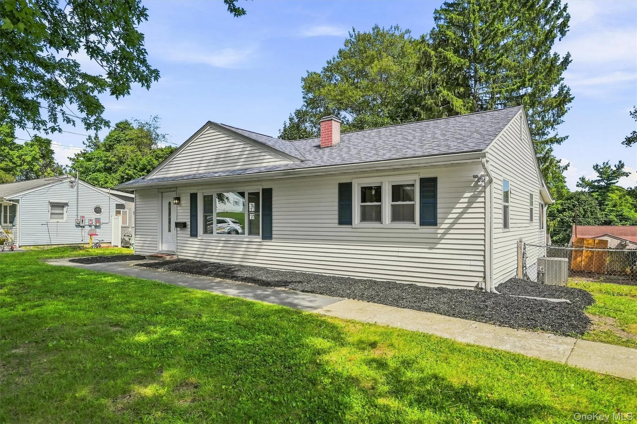 23 Westwood Drive, Newburgh (town), NY, 3 Bedrooms Bedrooms, 7 Rooms Rooms,1 BathroomBathrooms,Residential,For Rent,Westwood,0,1047080 23 Westwood Drive, Newburgh (town), NY, 3 Bedrooms Bedrooms, 7 Rooms Rooms,1 BathroomBathrooms,Residential,For Rent,Westwood,0,1047080