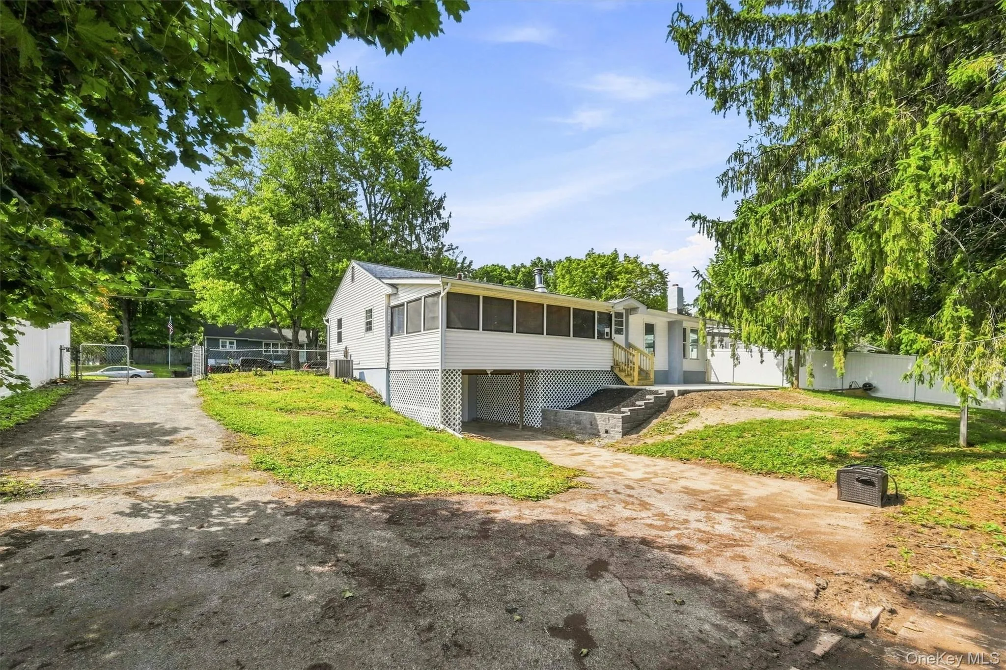 23 Westwood Drive, Newburgh (town), NY, 3 Bedrooms Bedrooms, 7 Rooms Rooms,1 BathroomBathrooms,Residential,For Rent,Westwood,0,1047080 23 Westwood Drive, Newburgh (town), NY, 3 Bedrooms Bedrooms, 7 Rooms Rooms,1 BathroomBathrooms,Residential,For Rent,Westwood,0,1047080