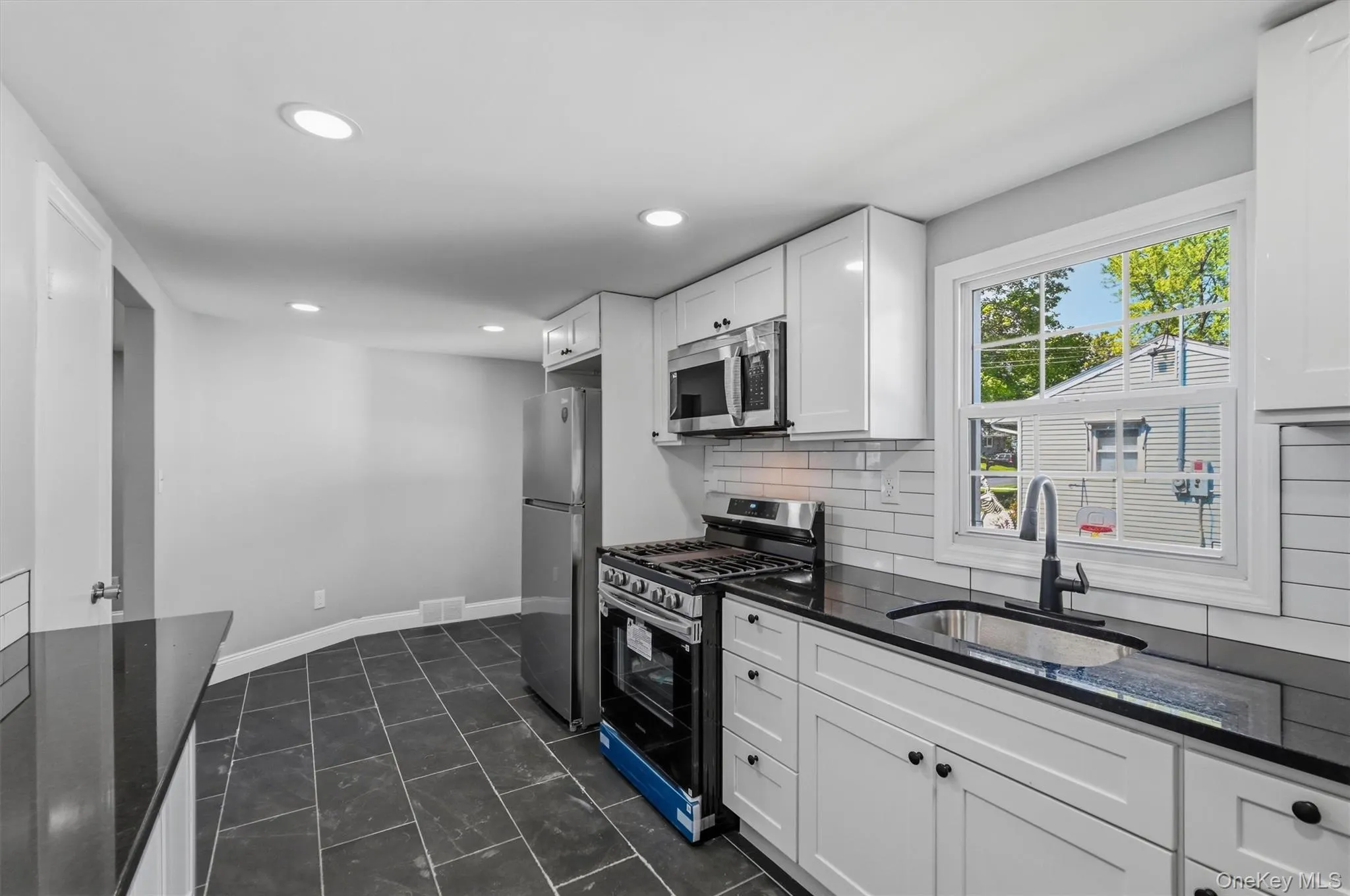 23 Westwood Drive, Newburgh (town), NY, 3 Bedrooms Bedrooms, 7 Rooms Rooms,1 BathroomBathrooms,Residential,For Rent,Westwood,0,1047080 23 Westwood Drive, Newburgh (town), NY, 3 Bedrooms Bedrooms, 7 Rooms Rooms,1 BathroomBathrooms,Residential,For Rent,Westwood,0,1047080