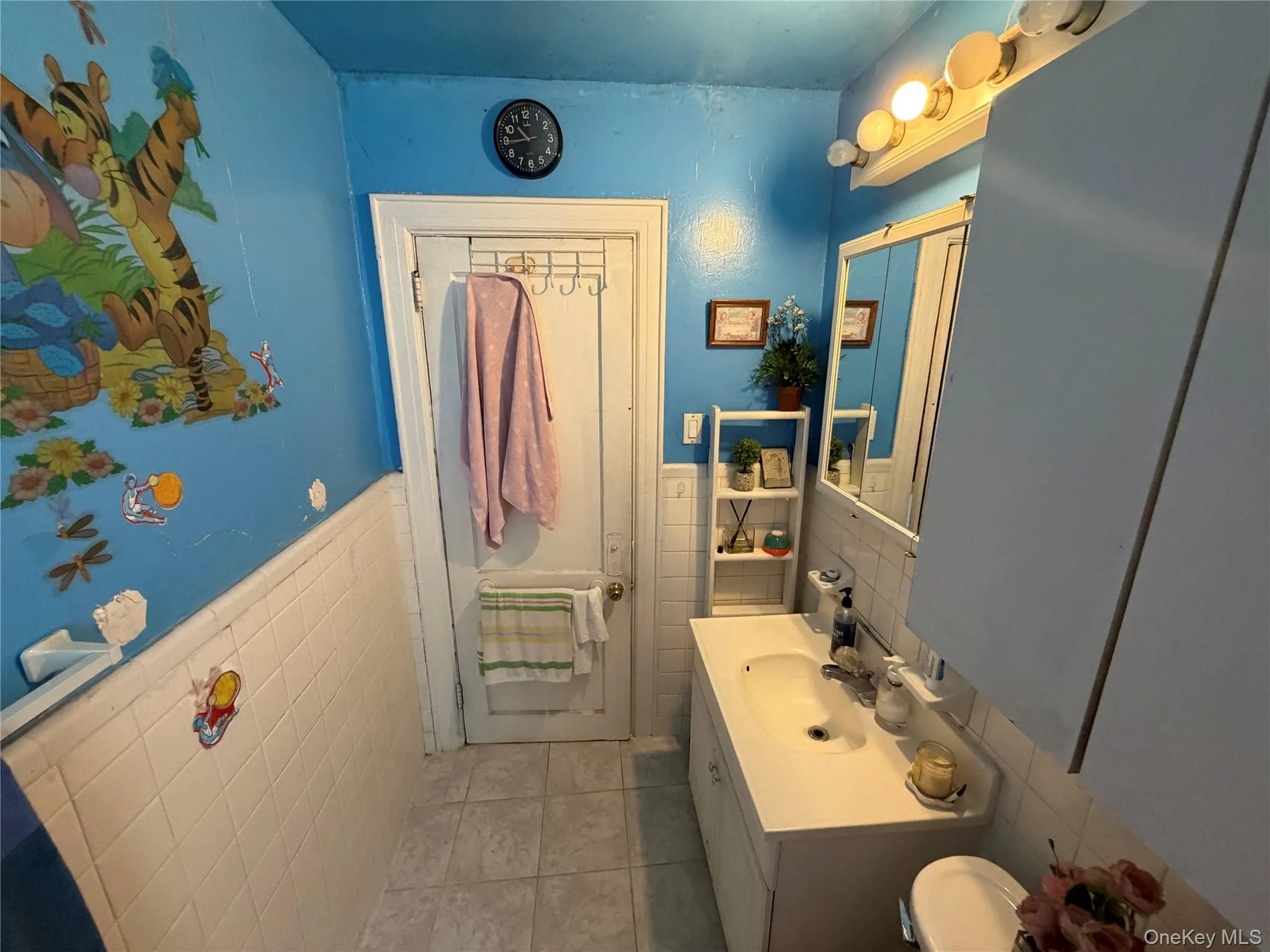 39-68 59th Street, New York, NY, 3 Bedrooms Bedrooms, 8 Rooms Rooms,3 BathroomsBathrooms,Residential,For Rent,59th,0,1047084 39-68 59th Street, New York, NY, 3 Bedrooms Bedrooms, 8 Rooms Rooms,3 BathroomsBathrooms,Residential,For Rent,59th,0,1047084