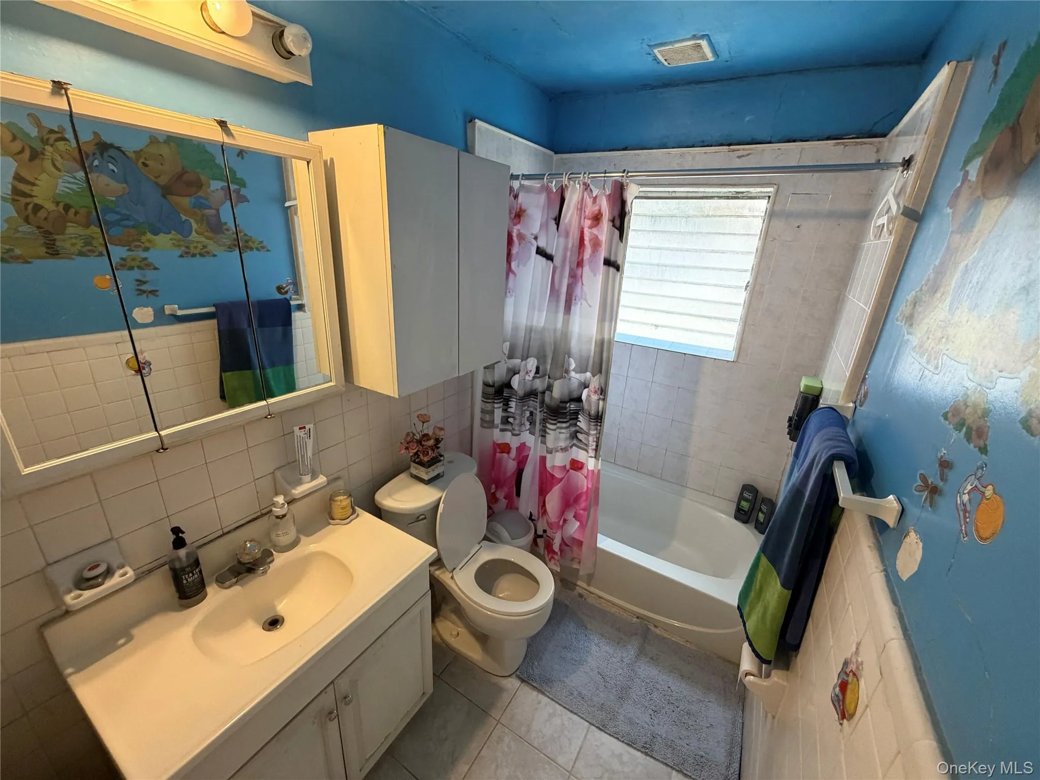39-68 59th Street, New York, NY, 3 Bedrooms Bedrooms, 8 Rooms Rooms,3 BathroomsBathrooms,Residential,For Rent,59th,0,1047084 39-68 59th Street, New York, NY, 3 Bedrooms Bedrooms, 8 Rooms Rooms,3 BathroomsBathrooms,Residential,For Rent,59th,0,1047084