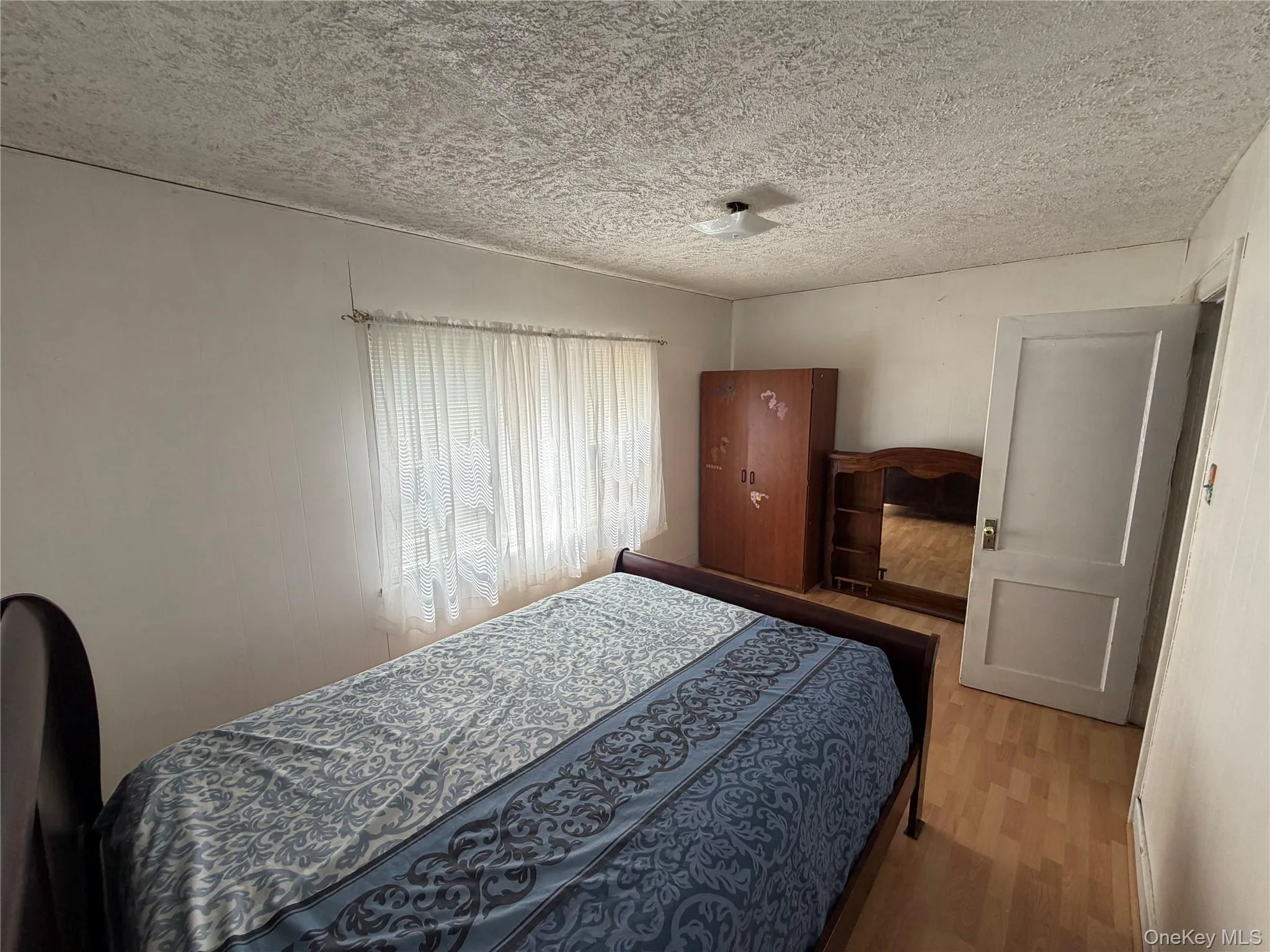 39-68 59th Street, New York, NY, 3 Bedrooms Bedrooms, 8 Rooms Rooms,3 BathroomsBathrooms,Residential,For Rent,59th,0,1047084 39-68 59th Street, New York, NY, 3 Bedrooms Bedrooms, 8 Rooms Rooms,3 BathroomsBathrooms,Residential,For Rent,59th,0,1047084