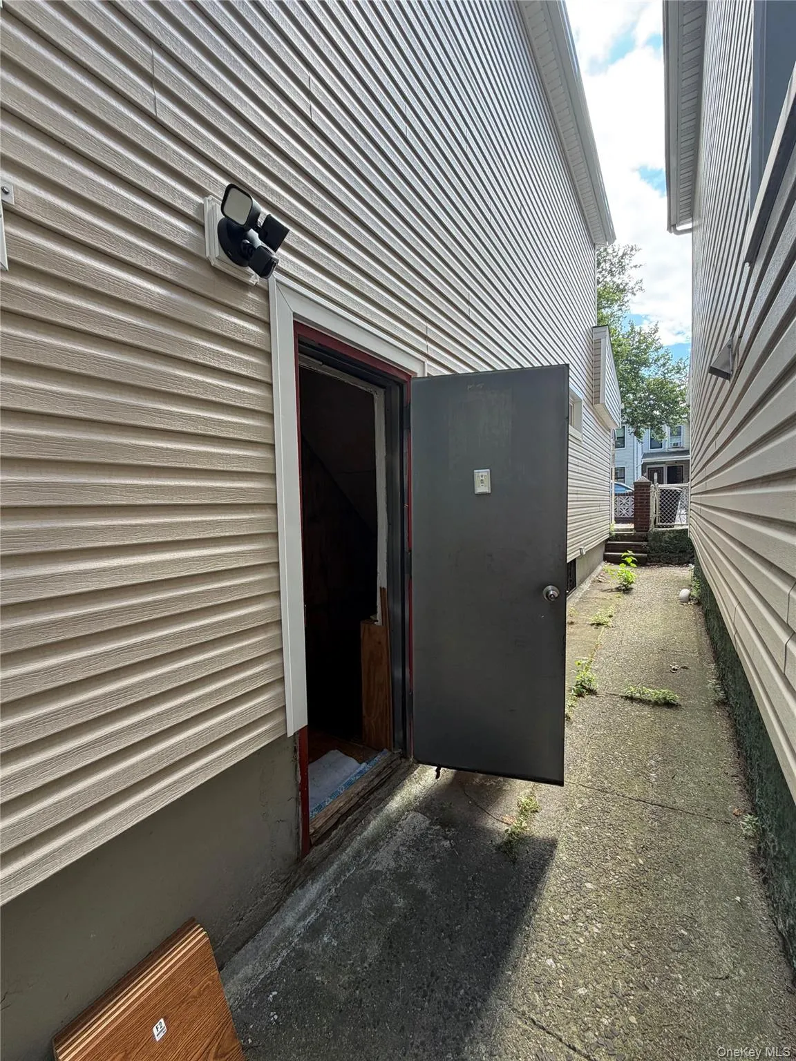 39-68 59th Street, New York, NY, 3 Bedrooms Bedrooms, 8 Rooms Rooms,3 BathroomsBathrooms,Residential,For Rent,59th,0,1047084 39-68 59th Street, New York, NY, 3 Bedrooms Bedrooms, 8 Rooms Rooms,3 BathroomsBathrooms,Residential,For Rent,59th,0,1047084