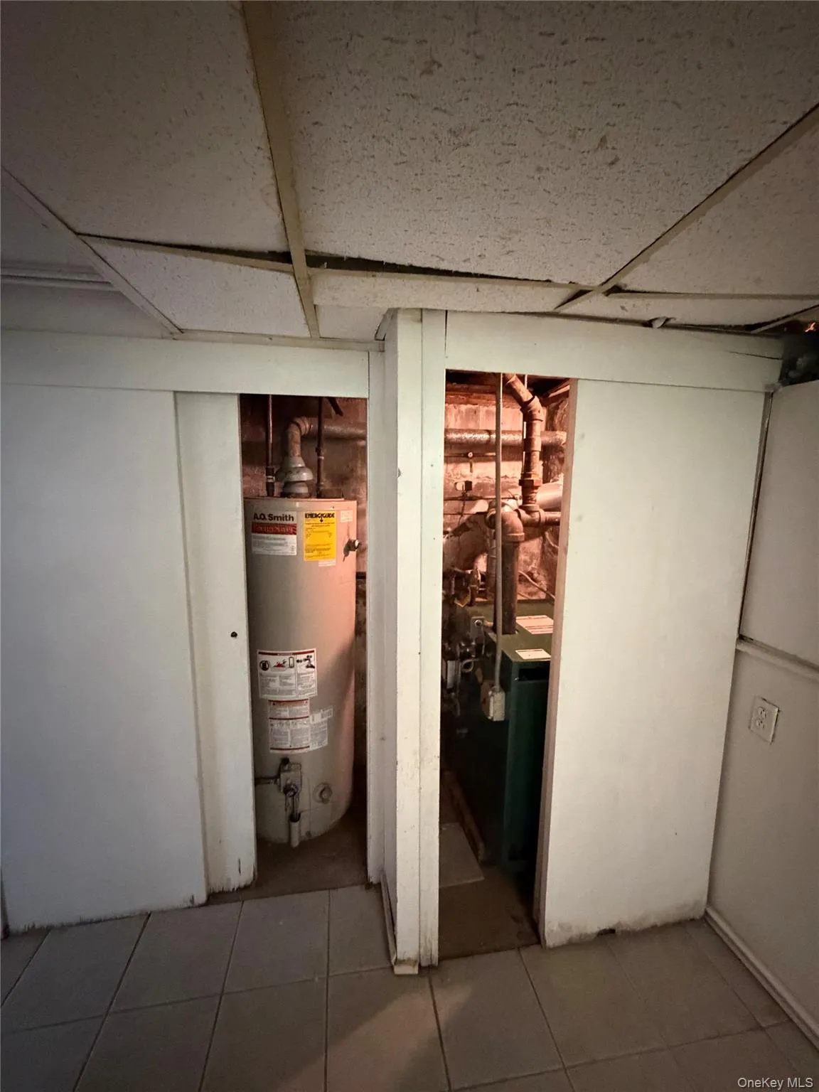 39-68 59th Street, New York, NY, 3 Bedrooms Bedrooms, 8 Rooms Rooms,3 BathroomsBathrooms,Residential,For Rent,59th,0,1047084 39-68 59th Street, New York, NY, 3 Bedrooms Bedrooms, 8 Rooms Rooms,3 BathroomsBathrooms,Residential,For Rent,59th,0,1047084