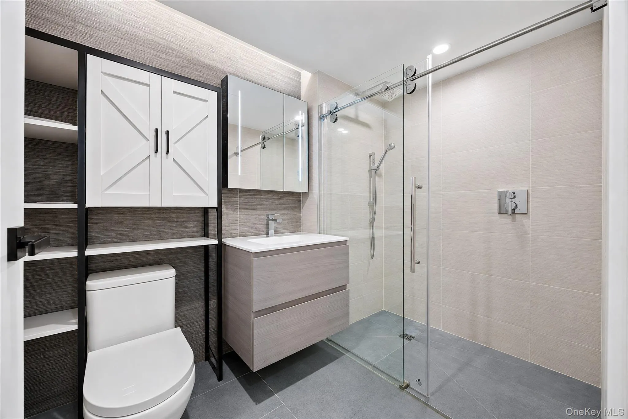 14449 Northern Boulevard, New York, NY, 1 Bedroom Bedrooms, 4 Rooms Rooms,1 BathroomBathrooms,Residential,For Rent,Northern,0,1047085 14449 Northern Boulevard, New York, NY, 1 Bedroom Bedrooms, 4 Rooms Rooms,1 BathroomBathrooms,Residential,For Rent,Northern,0,1047085