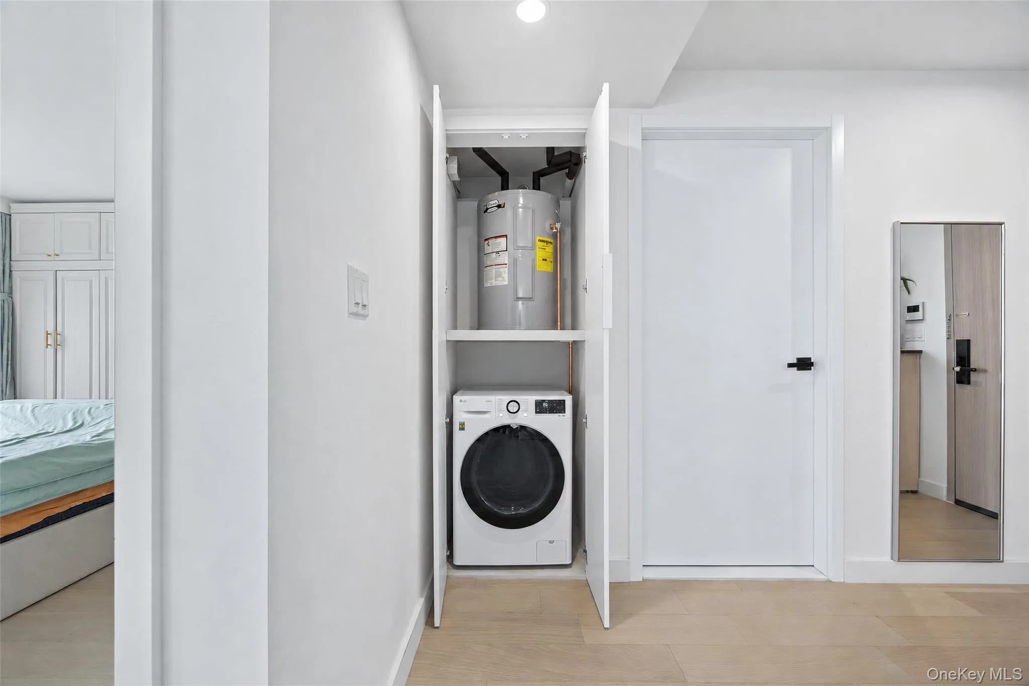 14449 Northern Boulevard, New York, NY, 1 Bedroom Bedrooms, 4 Rooms Rooms,1 BathroomBathrooms,Residential,For Rent,Northern,0,1047085 14449 Northern Boulevard, New York, NY, 1 Bedroom Bedrooms, 4 Rooms Rooms,1 BathroomBathrooms,Residential,For Rent,Northern,0,1047085