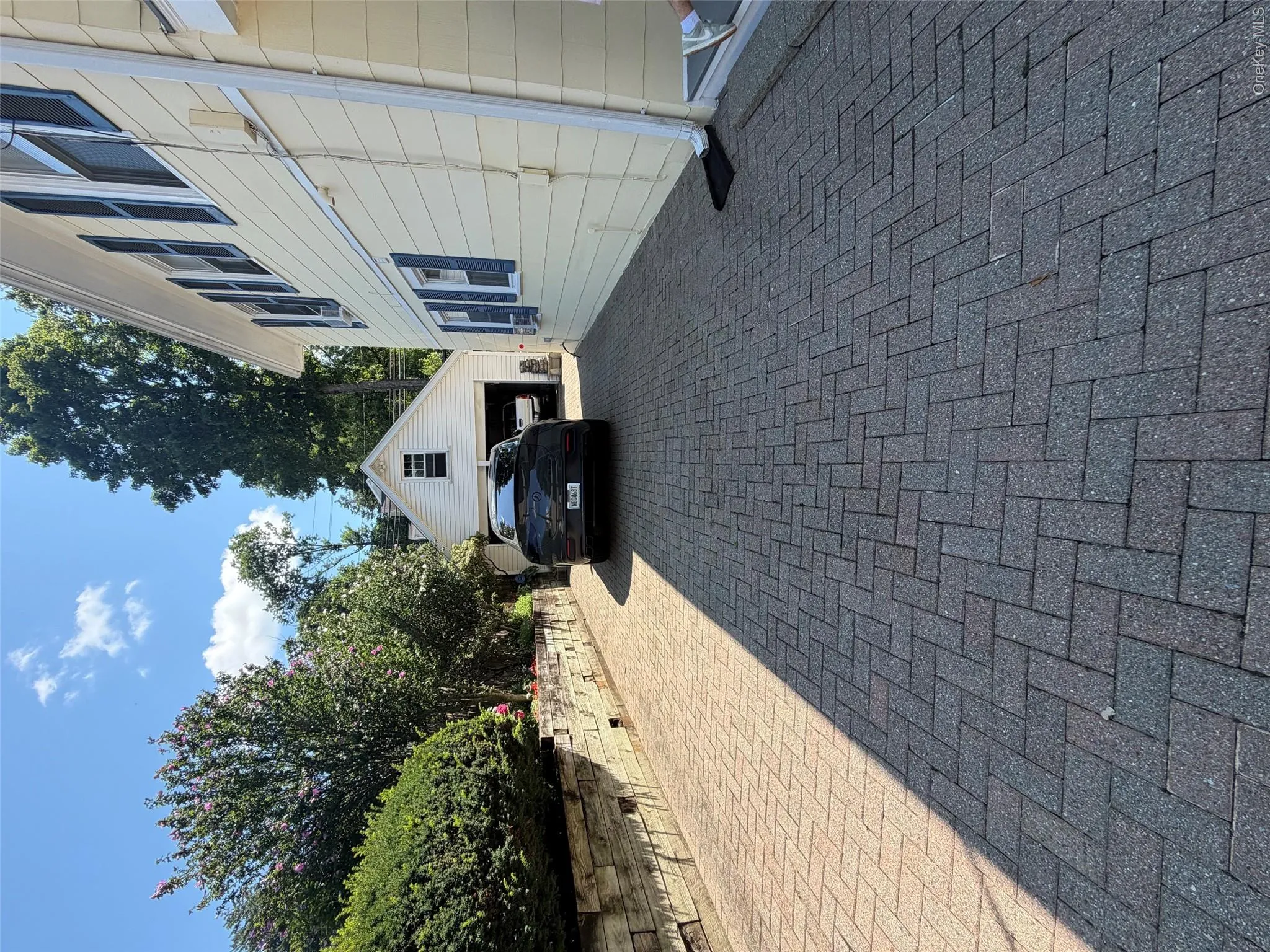 Driveway parking Driveway parking