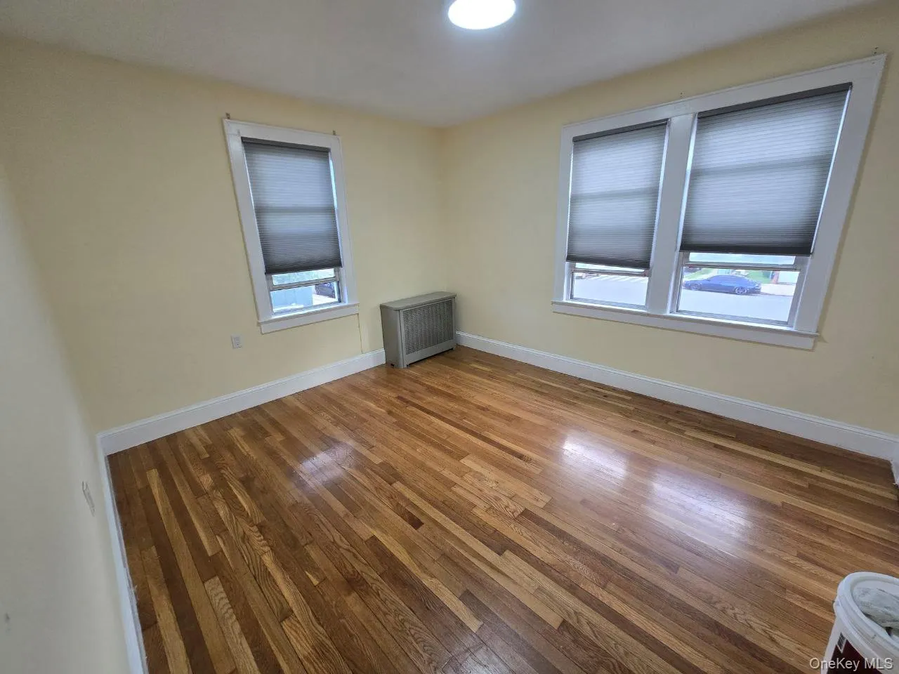 3175 Layton Avenue, New York, NY, 3 Bedrooms Bedrooms, 6 Rooms Rooms,1 BathroomBathrooms,Residential Lease,For Rent,Layton,0,1047088 3175 Layton Avenue, New York, NY, 3 Bedrooms Bedrooms, 6 Rooms Rooms,1 BathroomBathrooms,Residential Lease,For Rent,Layton,0,1047088