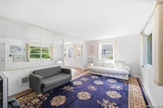 30 Greenvale Circle, Greenburgh, NY, 2 Bedrooms Bedrooms, 7 Rooms Rooms,2 BathroomsBathrooms,Residential,For Rent,Greenvale,0,1047089 30 Greenvale Circle, Greenburgh, NY, 2 Bedrooms Bedrooms, 7 Rooms Rooms,2 BathroomsBathrooms,Residential,For Rent,Greenvale,0,1047089