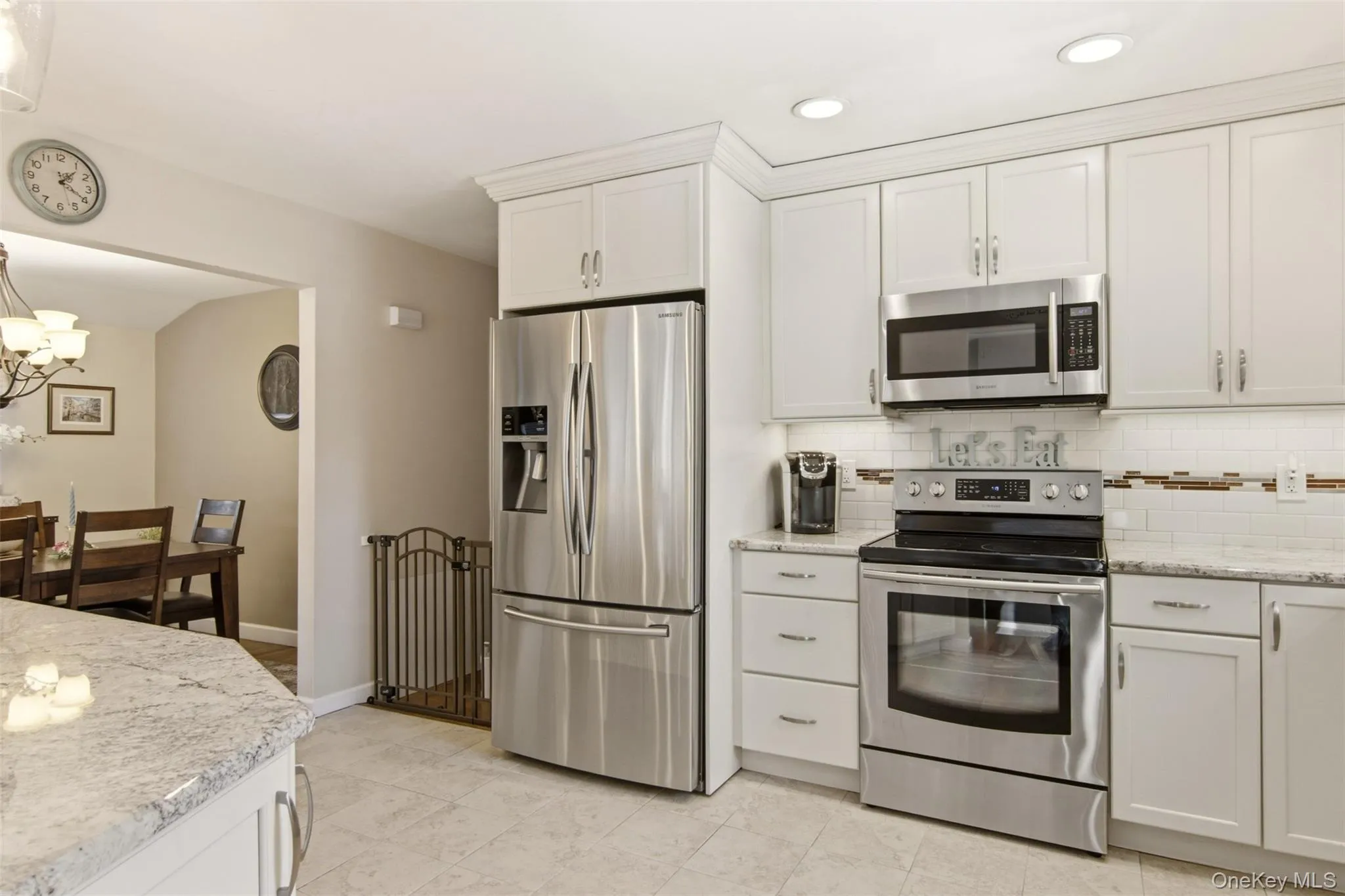 224 Holbrook Avenue, Brookhaven, NY, 6 Bedrooms Bedrooms, 12 Rooms Rooms,3 BathroomsBathrooms,Residential,For Rent,Holbrook,0,1047093 224 Holbrook Avenue, Brookhaven, NY, 6 Bedrooms Bedrooms, 12 Rooms Rooms,3 BathroomsBathrooms,Residential,For Rent,Holbrook,0,1047093