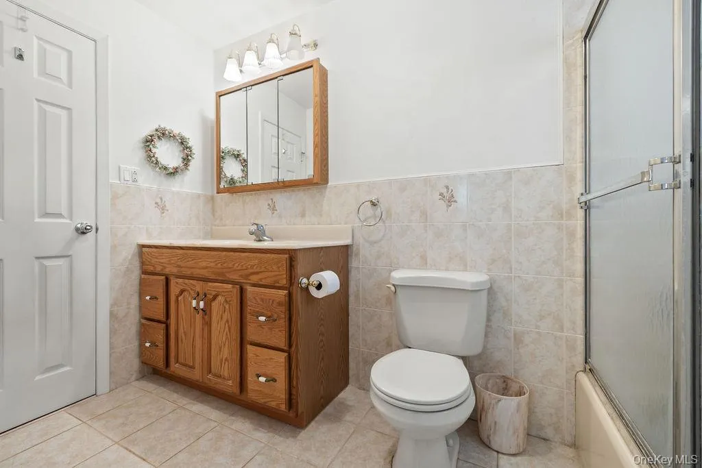8 Madeline Terrace, Ramapo, NY, 3 Bedrooms Bedrooms, 8 Rooms Rooms,2 BathroomsBathrooms,Residential,For Rent,Madeline,0,1047099 8 Madeline Terrace, Ramapo, NY, 3 Bedrooms Bedrooms, 8 Rooms Rooms,2 BathroomsBathrooms,Residential,For Rent,Madeline,0,1047099